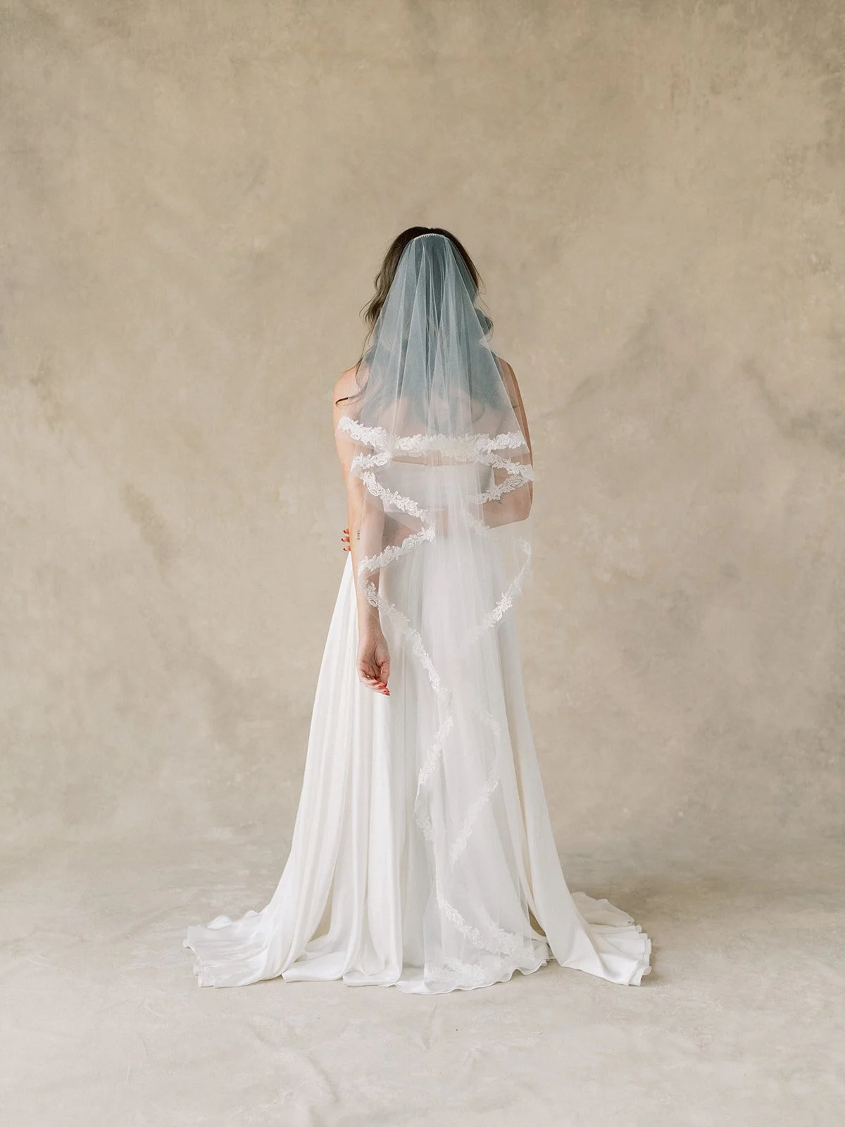 Circle Cut Veil with Beaded Floral Lace Trim
