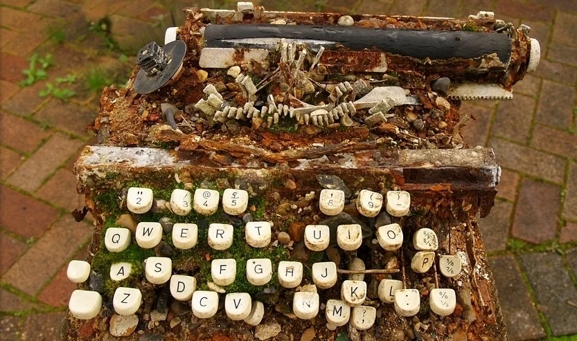 broken-typewriter.jpg