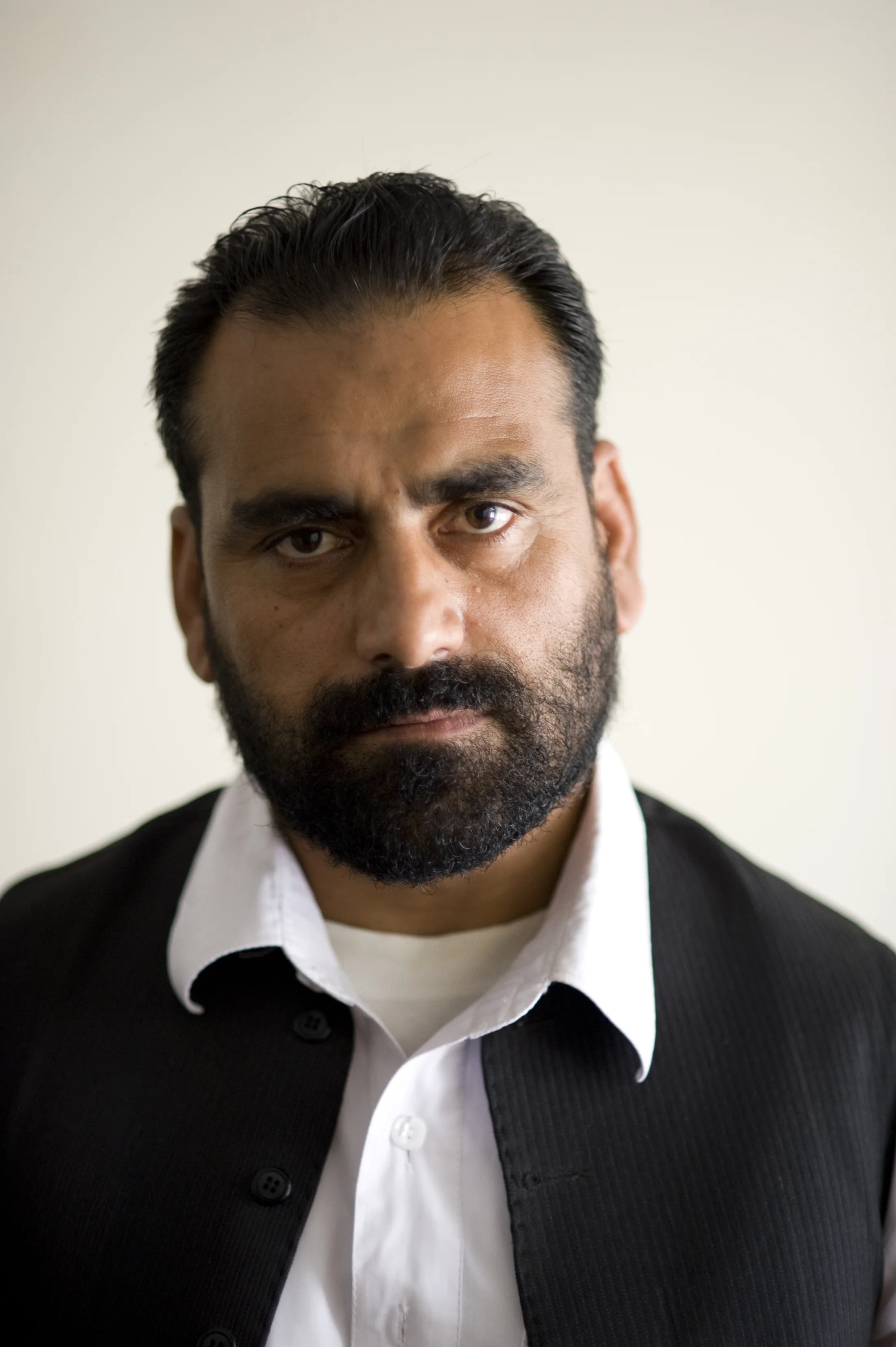 Mohammed Hassan Haqyar. A journalist, poet and Hizb-e Islami member. September 2011.