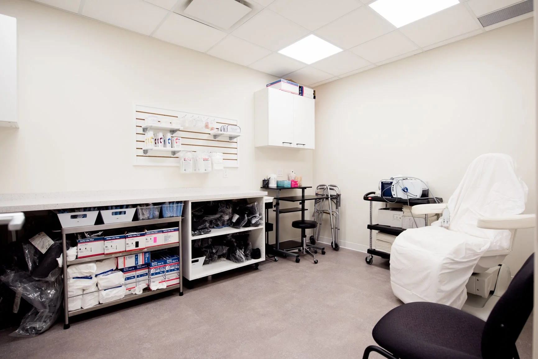 2mb Edmonton Diabetes  High Risk Foot Clinic 00057.jpg