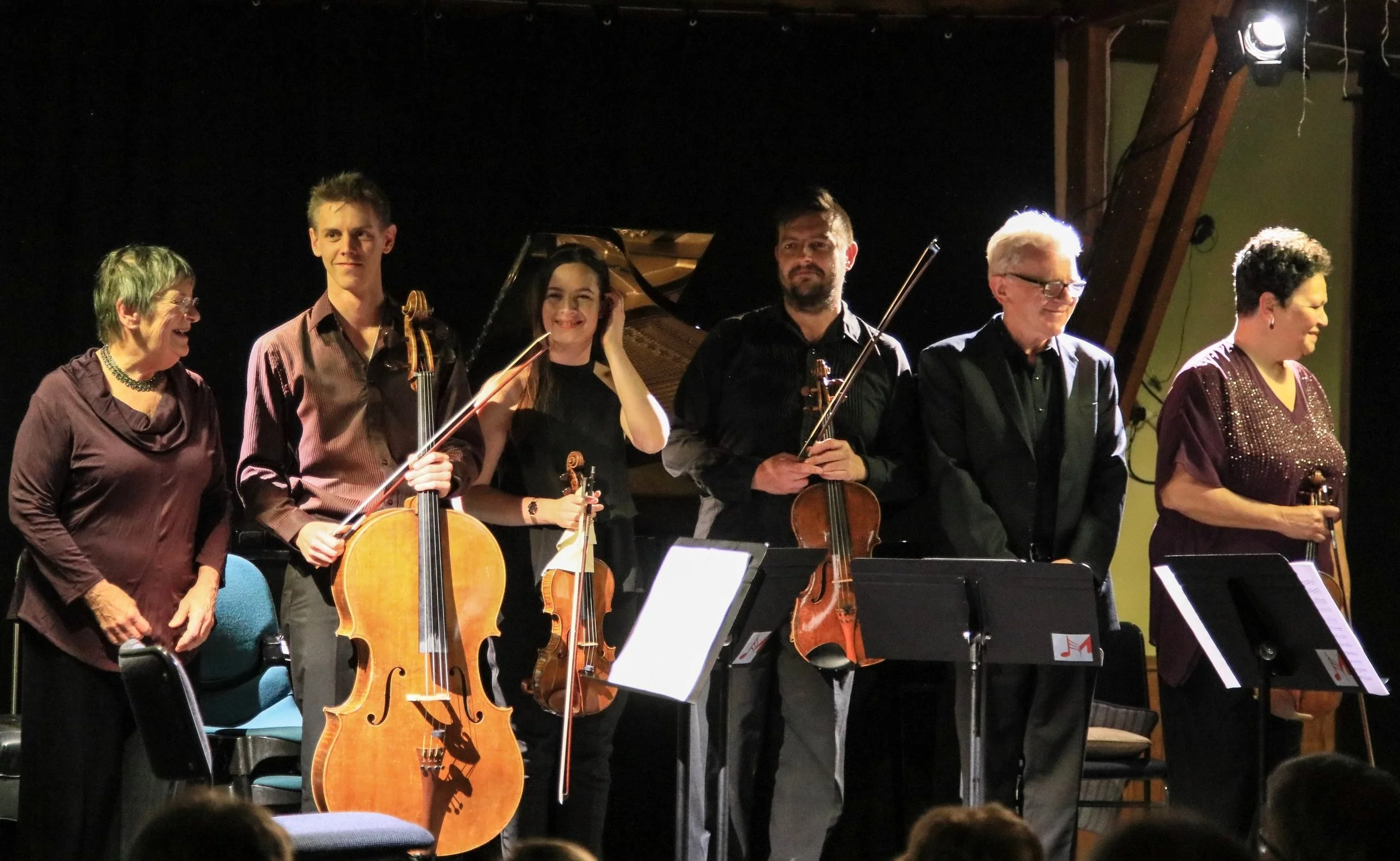 Our 2018 artists take a bow. From the left: Diedre Irons, Matthias Balzat, Amalia Hall, Christopher Moore, Mark Walton, Wilma Smith. Photo by Pete Monk.
