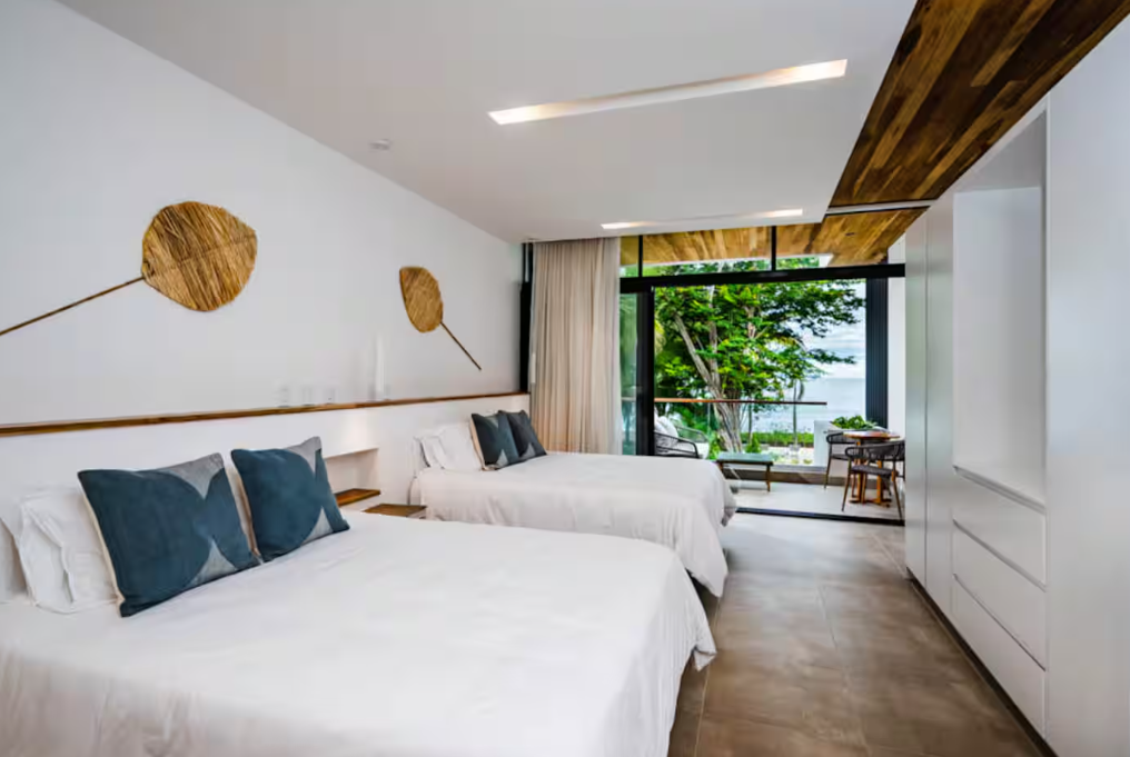 2nd fl ocean double beds.png