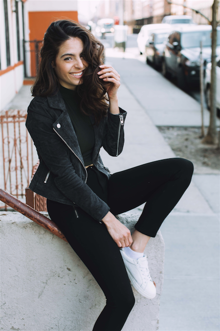 danielle stoop.png