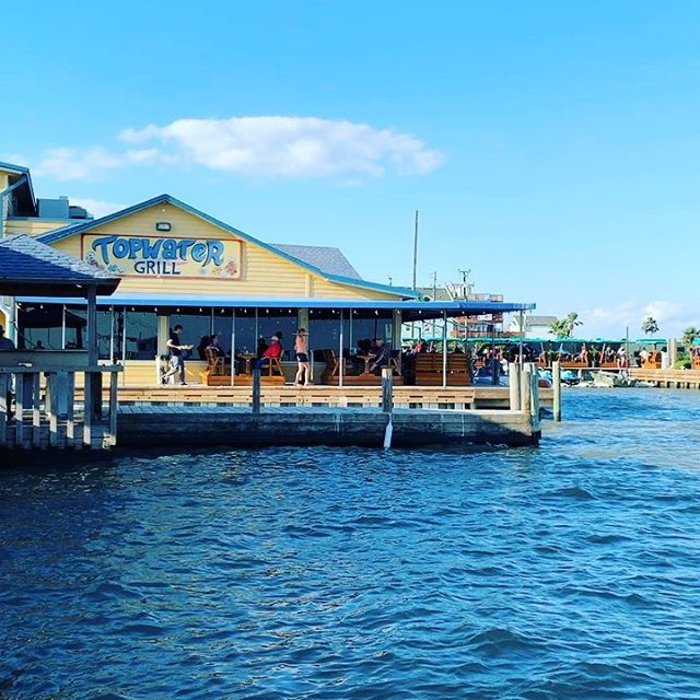 Wally is a happy man with his Top Water Grill 😋 🎣 
Texas Trinity=
#redfish 
#flounder 
#speckledtrout 
#topwatergrill 
#hydrasportsboats 
#jnlranch