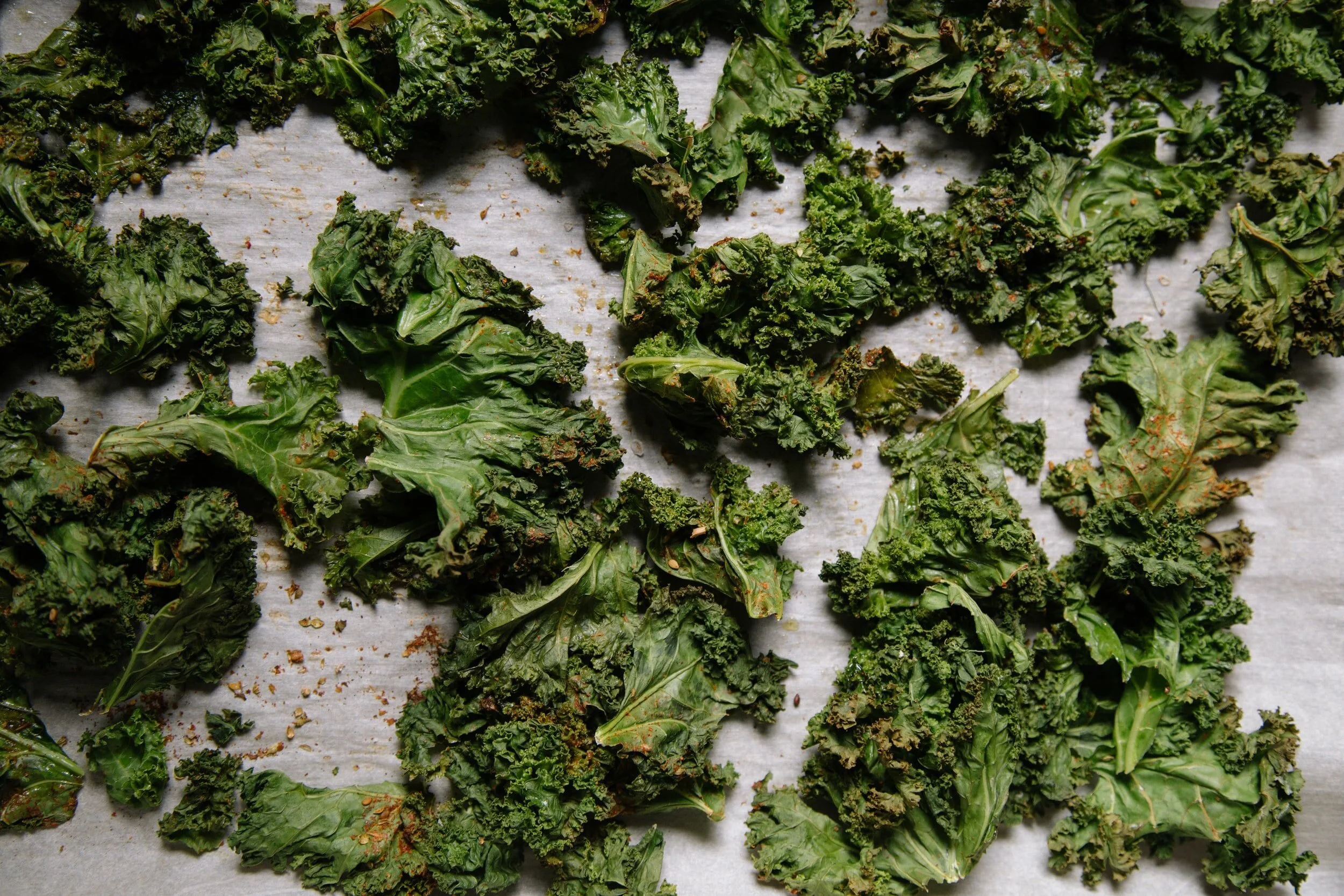Sweet and Spicy Kale Chips