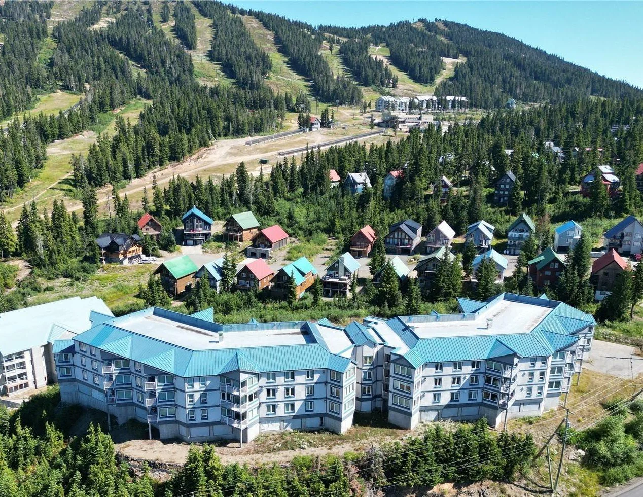 27 - Back of Blueberry Hill.jpg