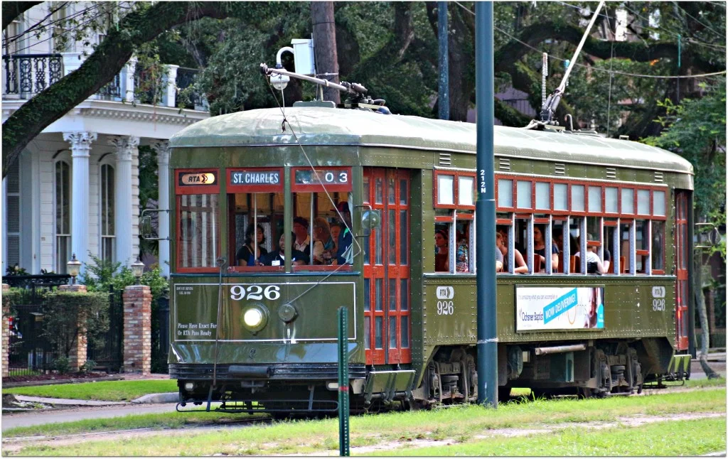 St.-Charles-Ave.-Streetcar-926-1024x646.jpg