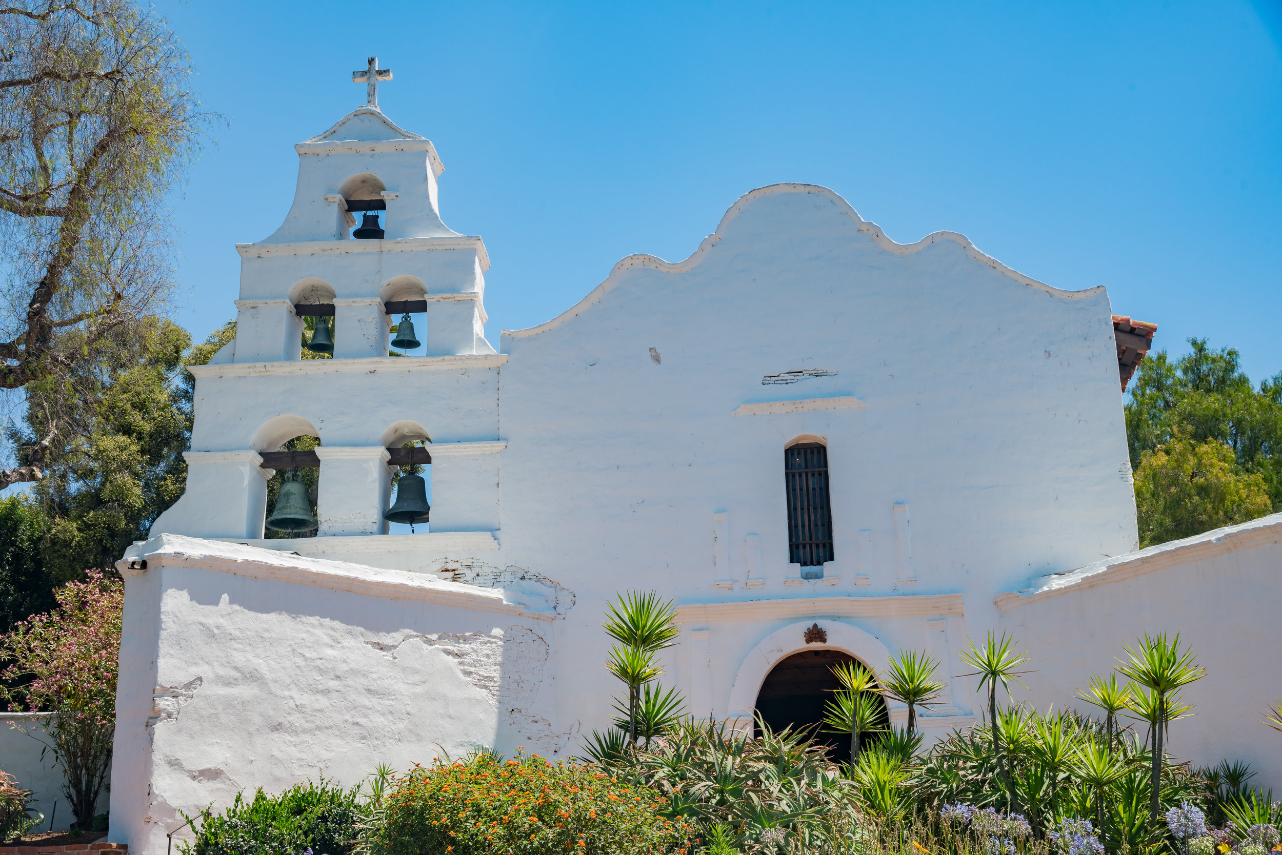 Exterior view of the historical Mission San Diego de Alcala