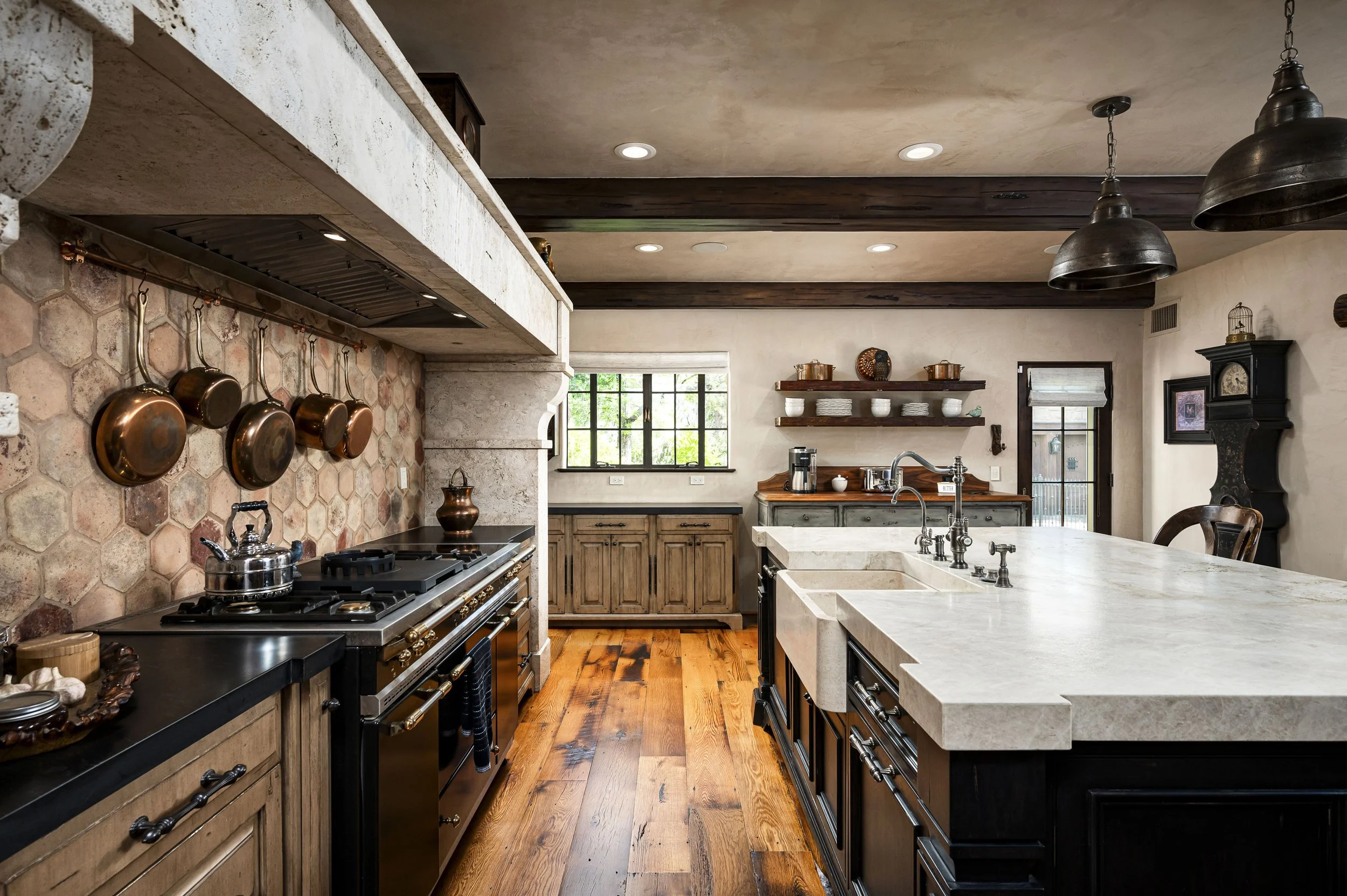 1015 W Encanto Blvd-16.jpg