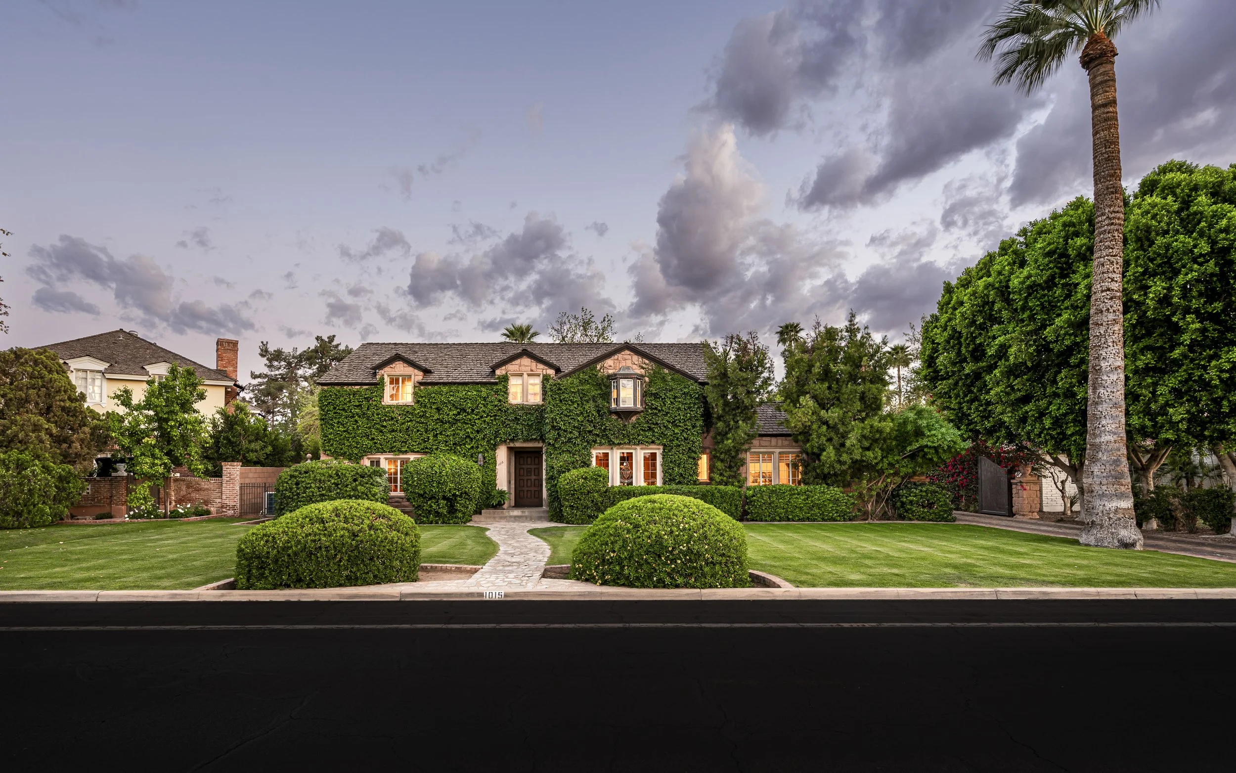 1015 W Encanto Blvd-1.jpg