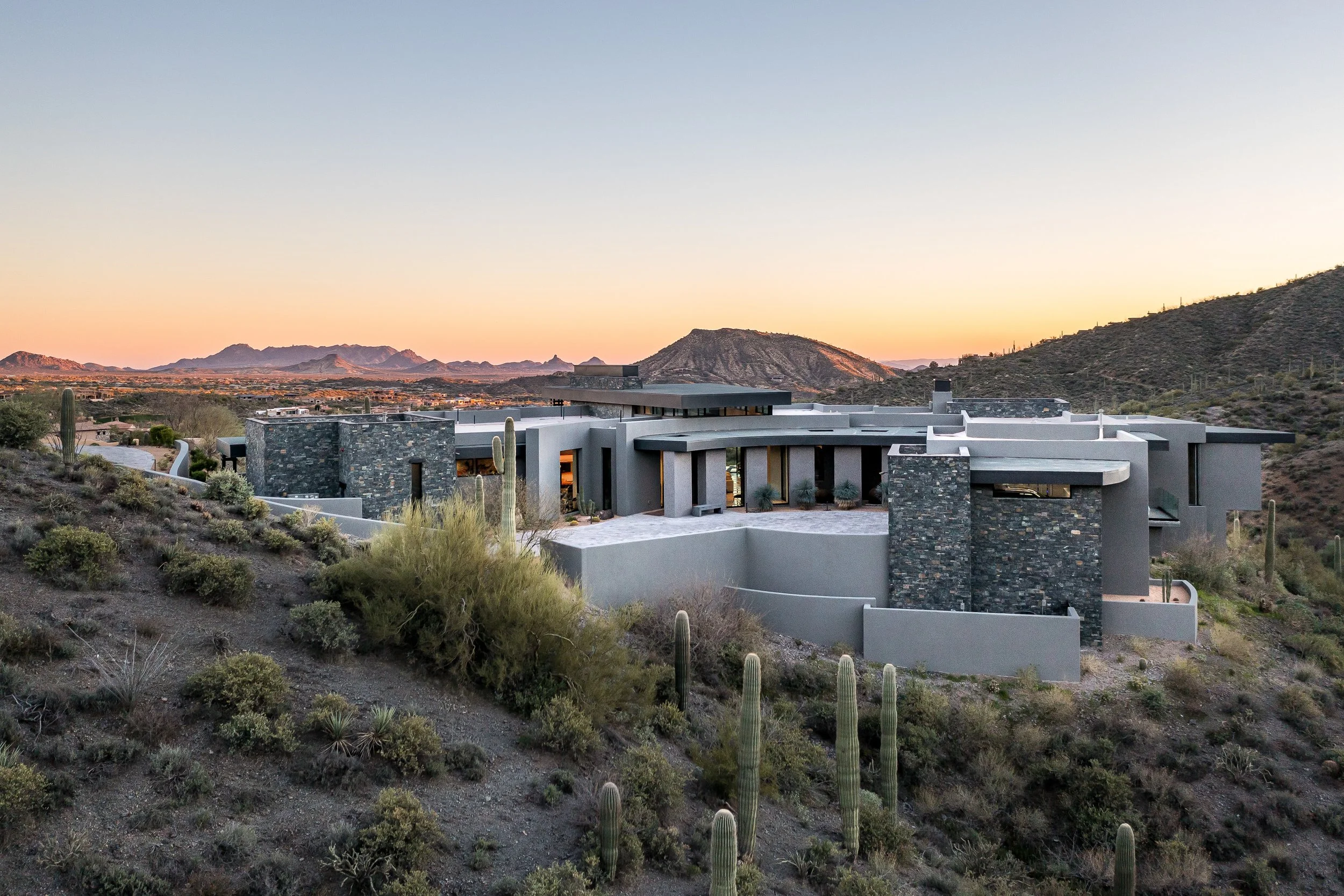 42558 N Chiricahua Pass-1.jpg
