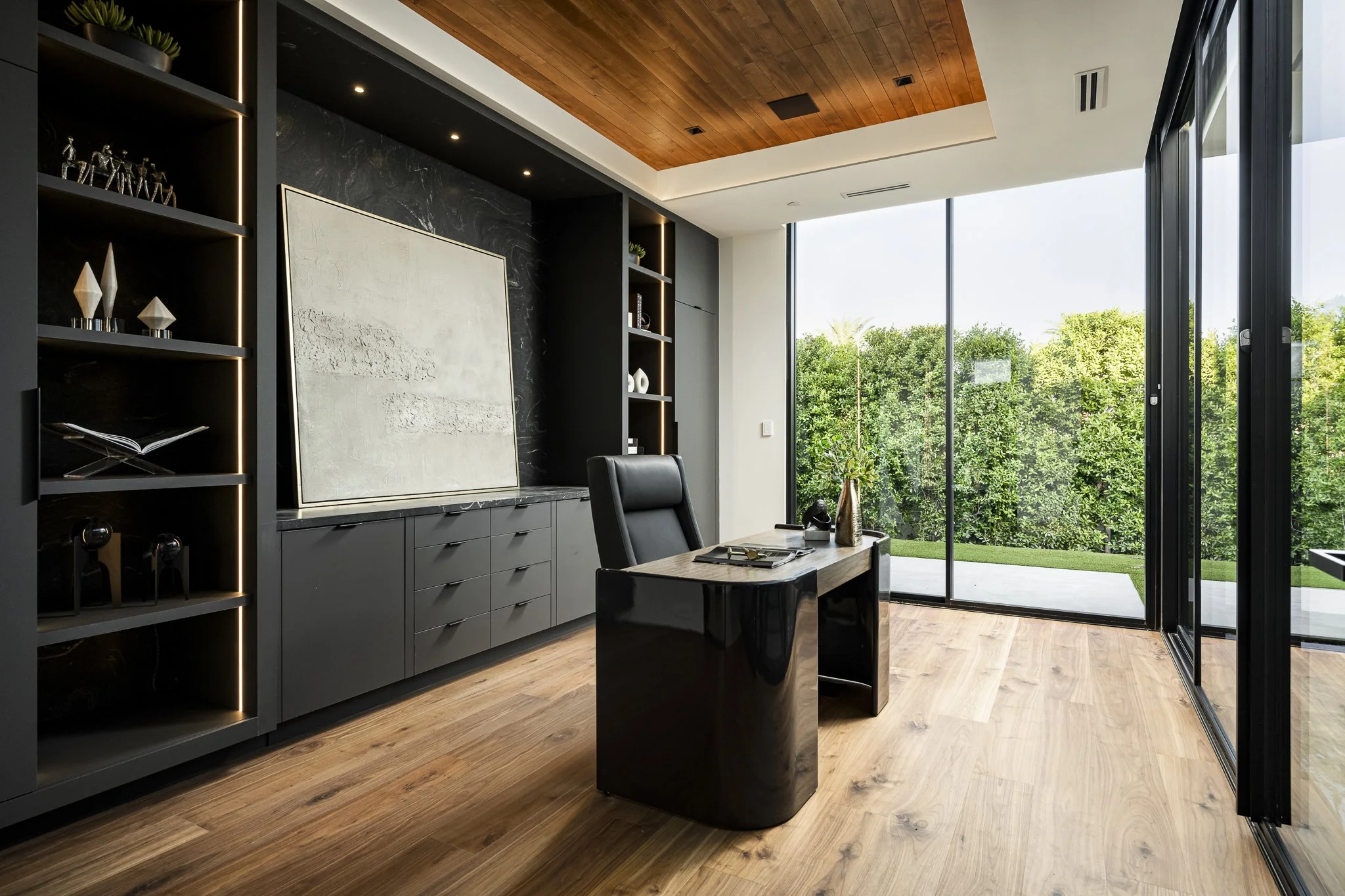 6911 E Jackrabbit Rd PV TopPics-37.jpg