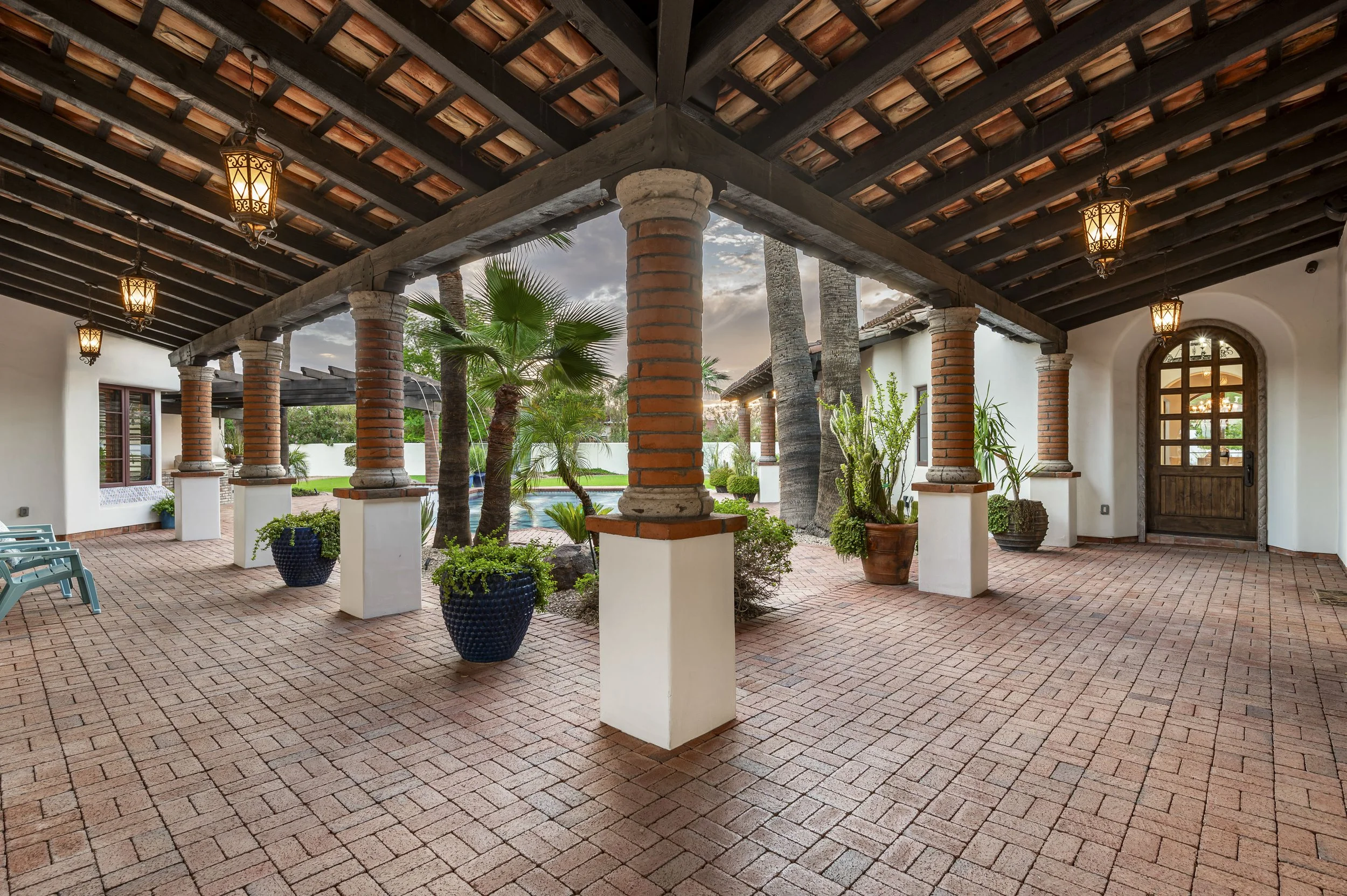 5842 E Redwing Dr ParadiseValley-58.jpg