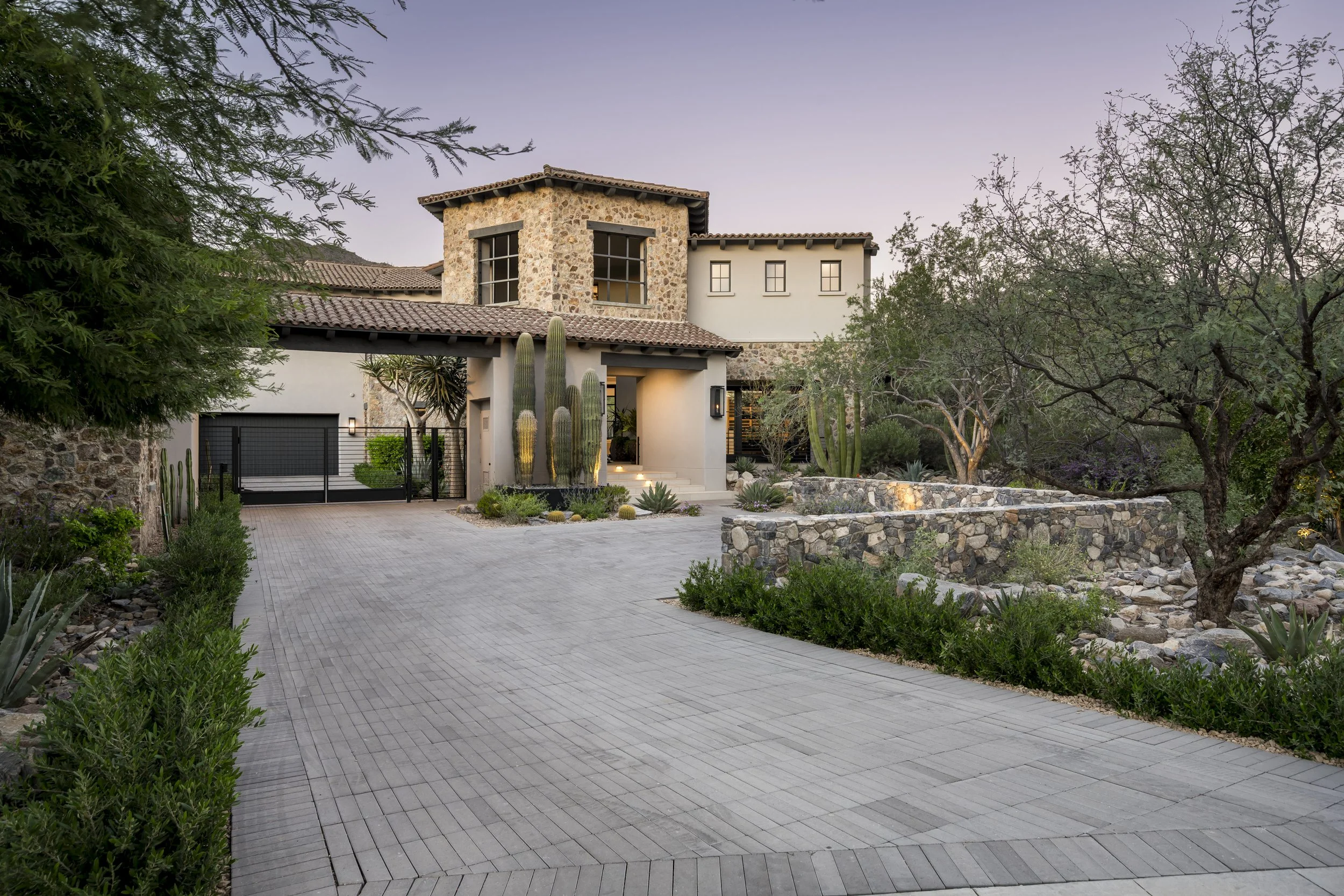 10338 E Mountainspring Rd-8.jpg