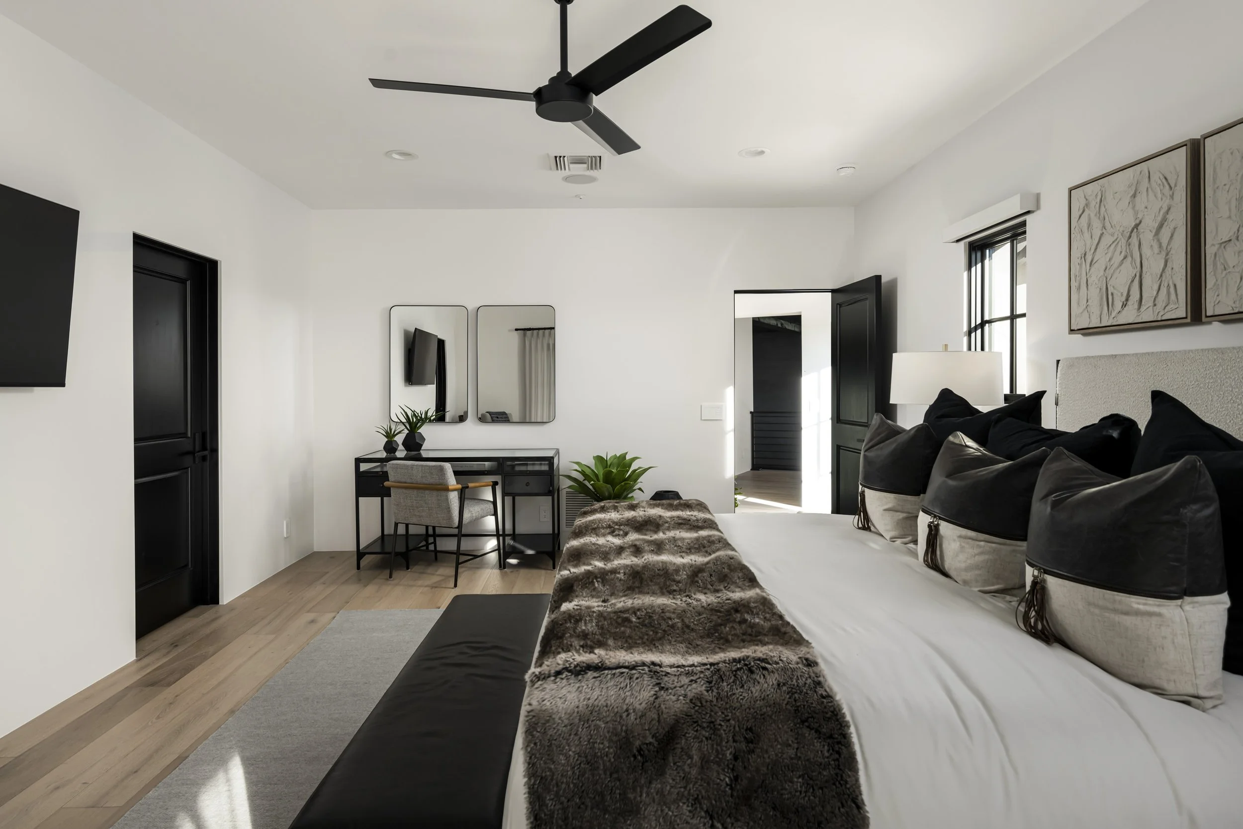 10338 E Mountainspring Rd-58.jpg