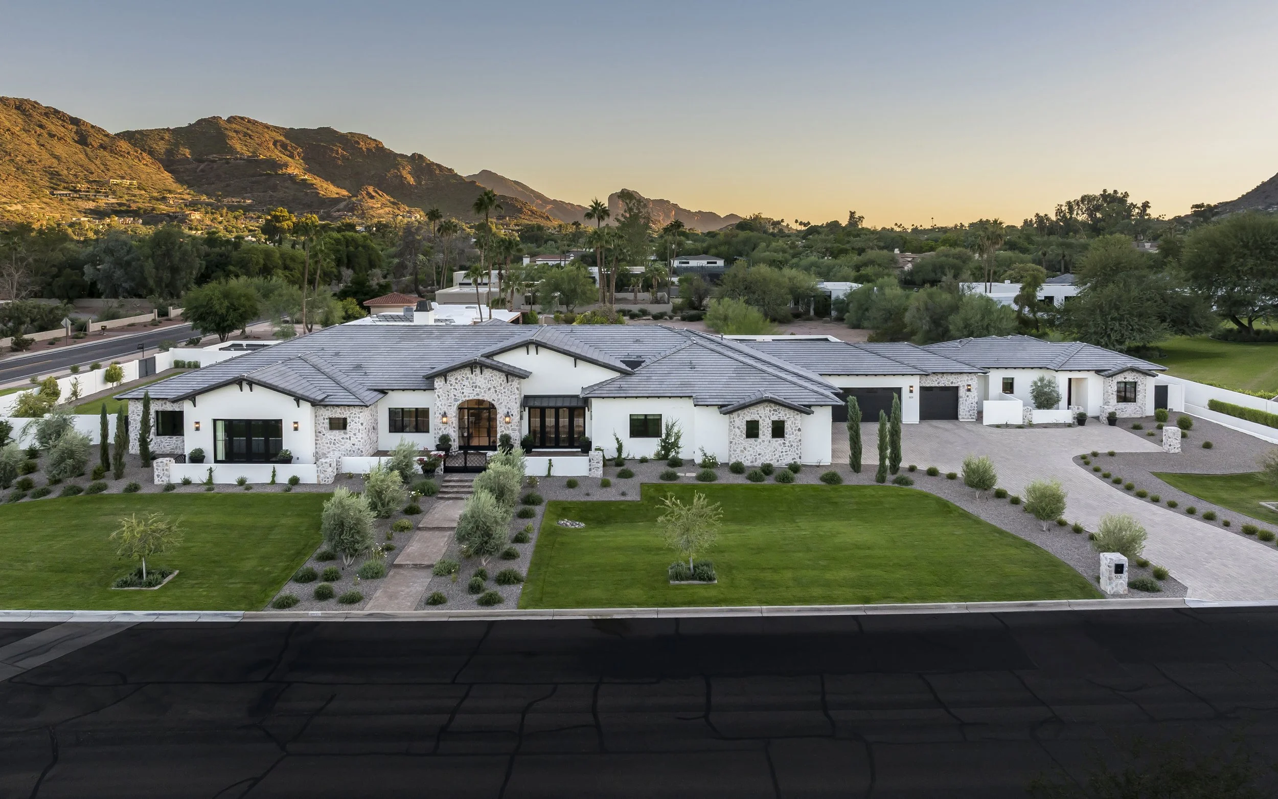 5131 E Butler Dr Paradise Valley-1.jpg