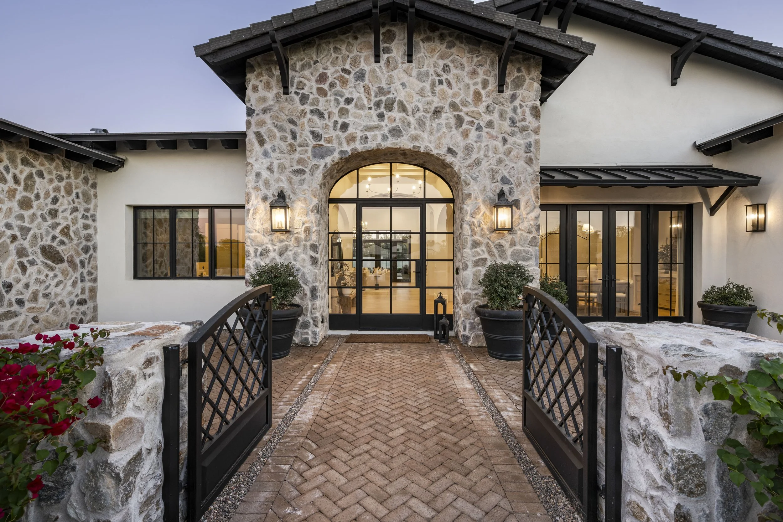 5131 E Butler Dr Paradise Valley-101.jpg