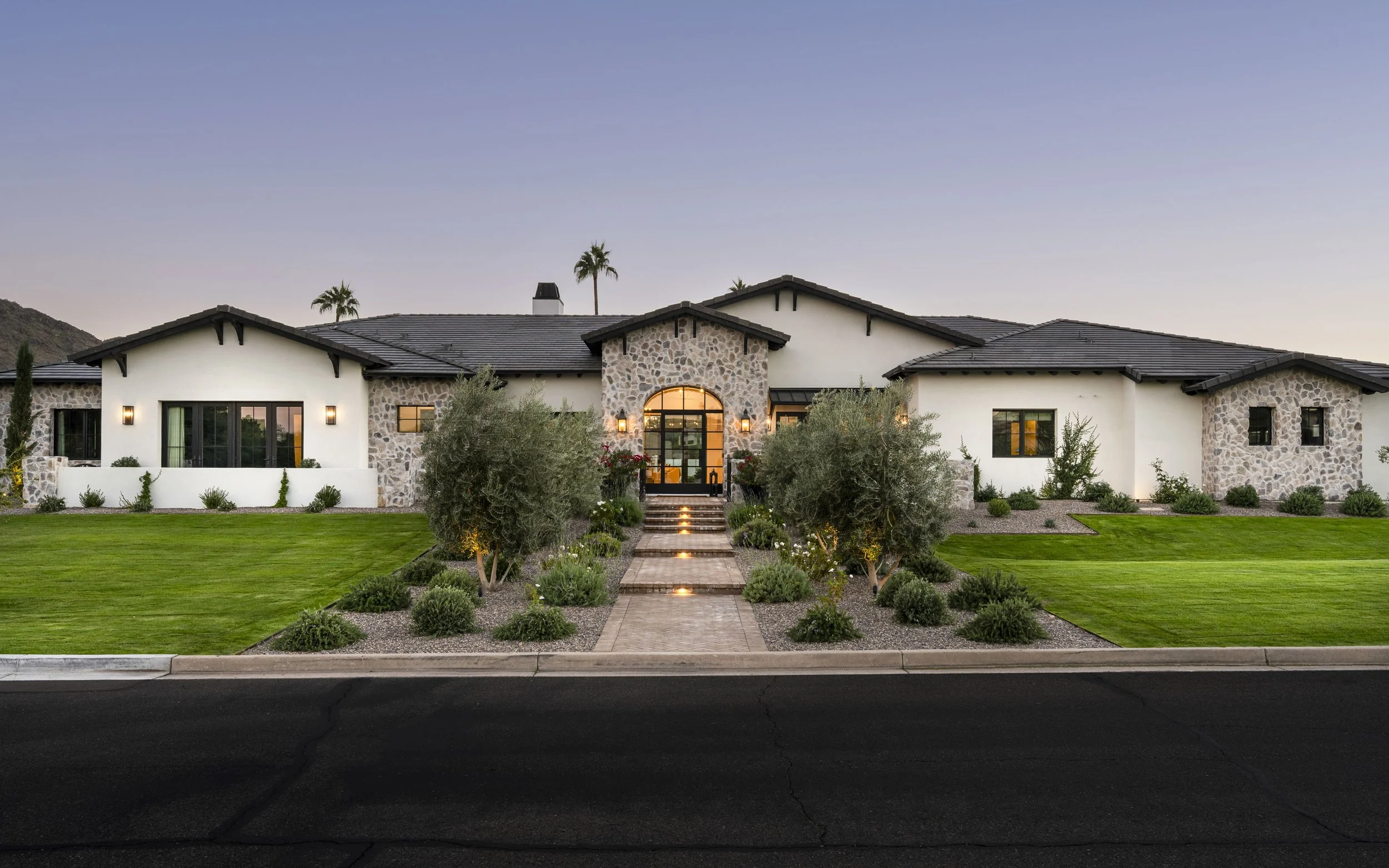 5131 E Butler Dr Paradise Valley-102b.jpg