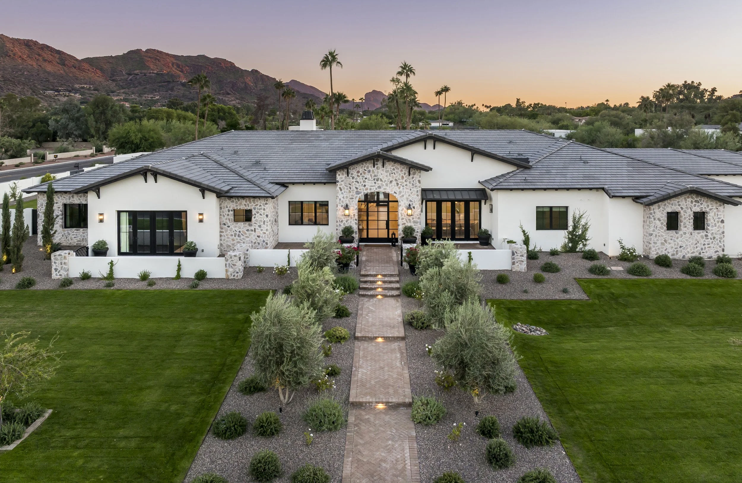 5131 E Butler Dr Paradise Valley-103.jpg