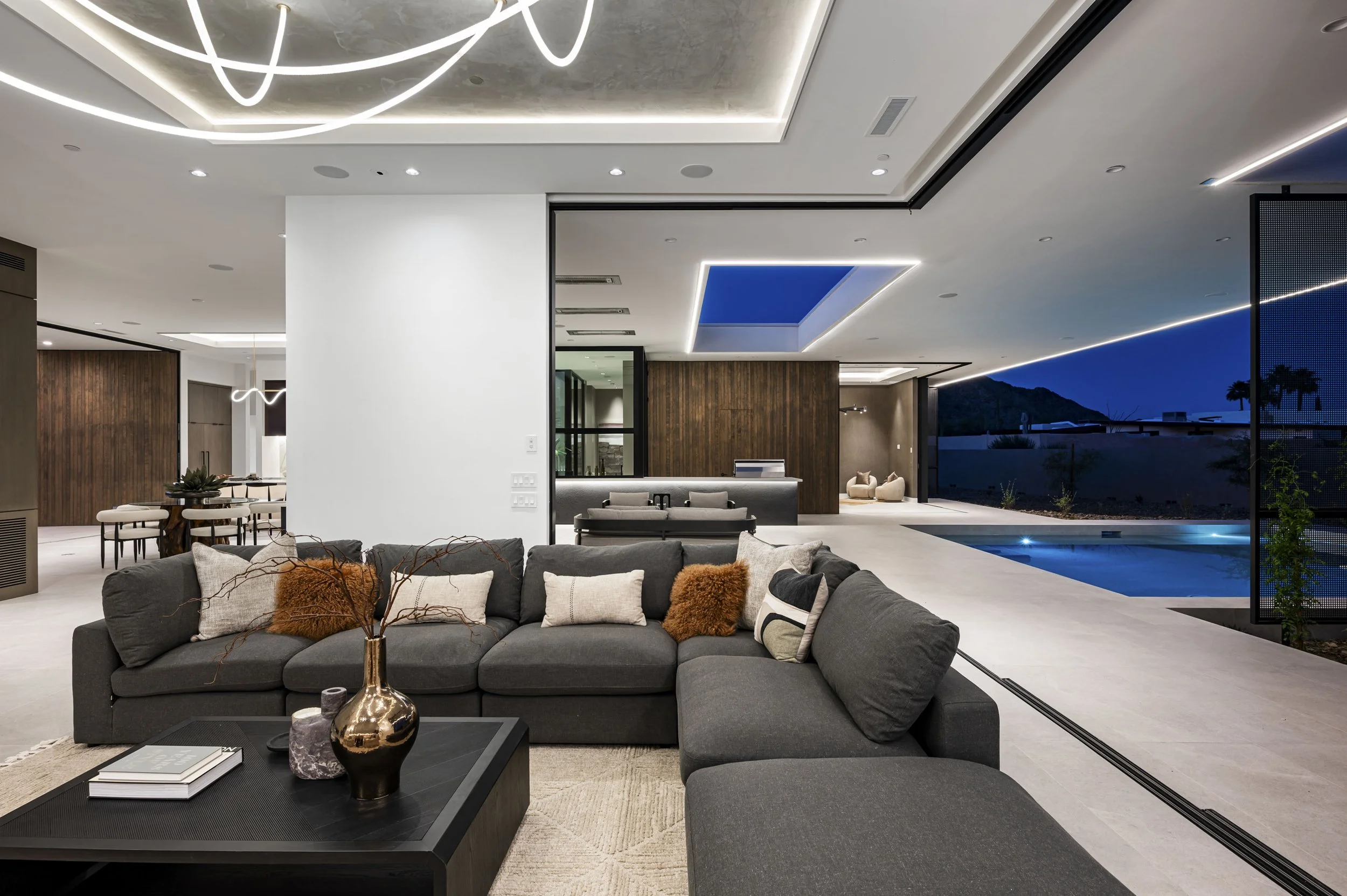 6623 N Hillside Dr Paradise Valley-10.jpg