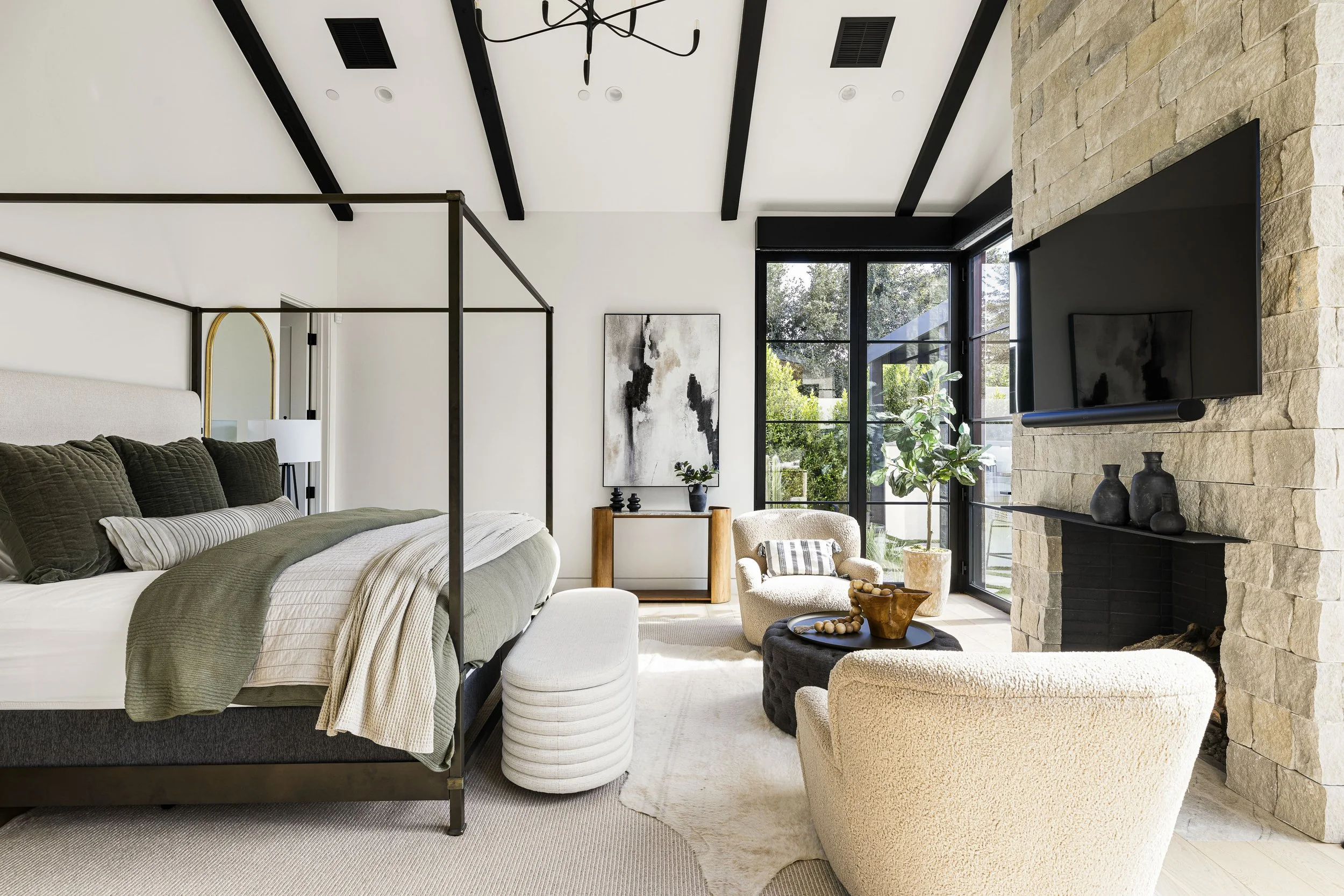 5715 E Monterosa-29.jpg