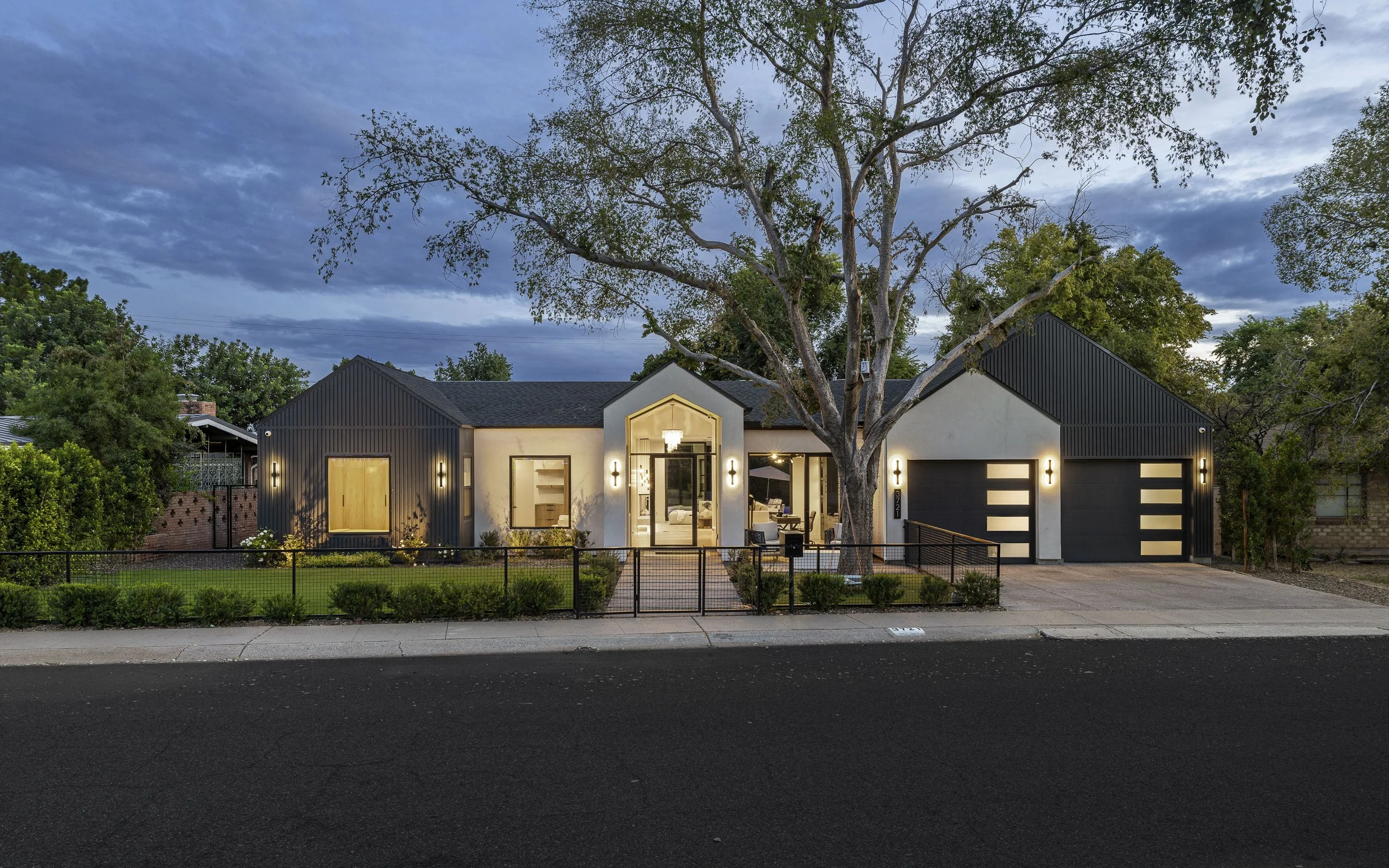 3721 E Piccadilly Rd-2.jpg