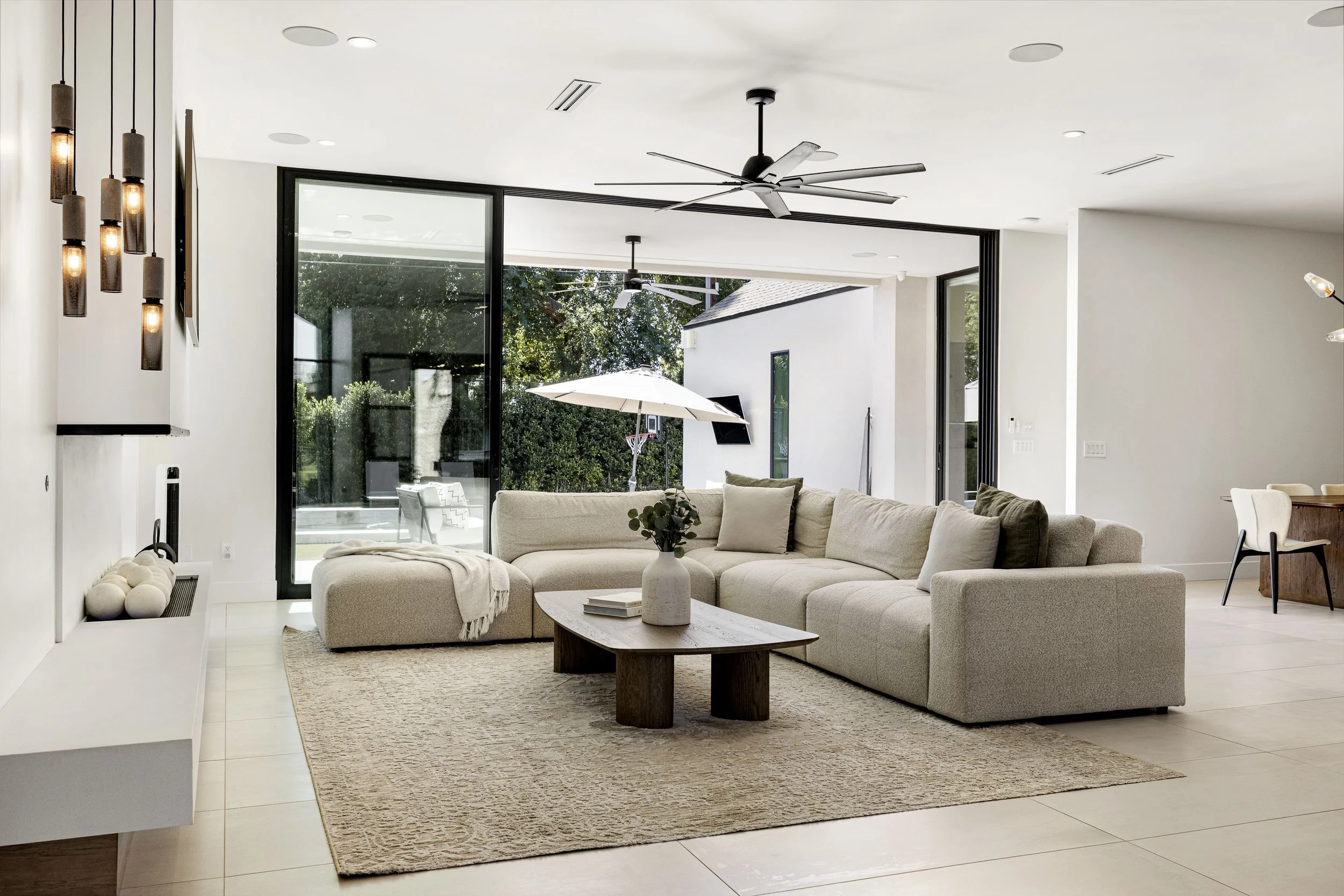 3721 E Piccadilly Rd-9.jpg