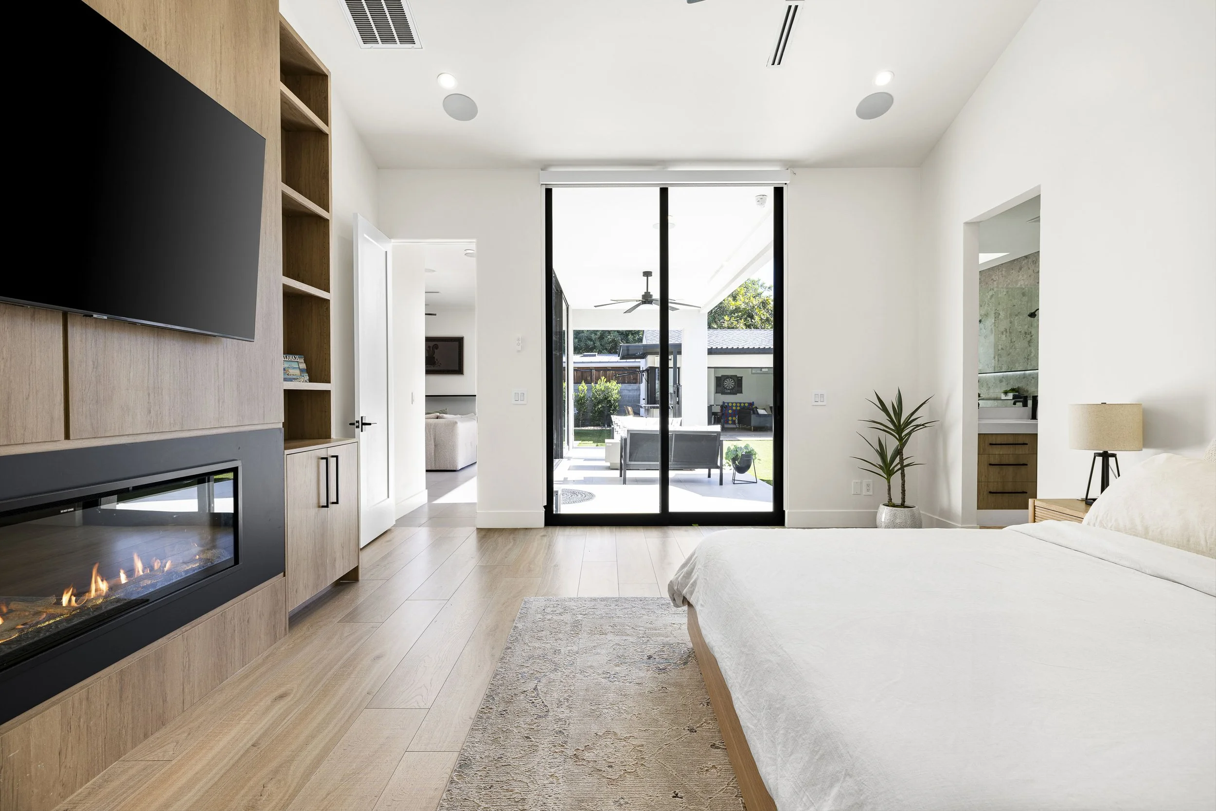 3721 E Piccadilly Rd-24.jpg