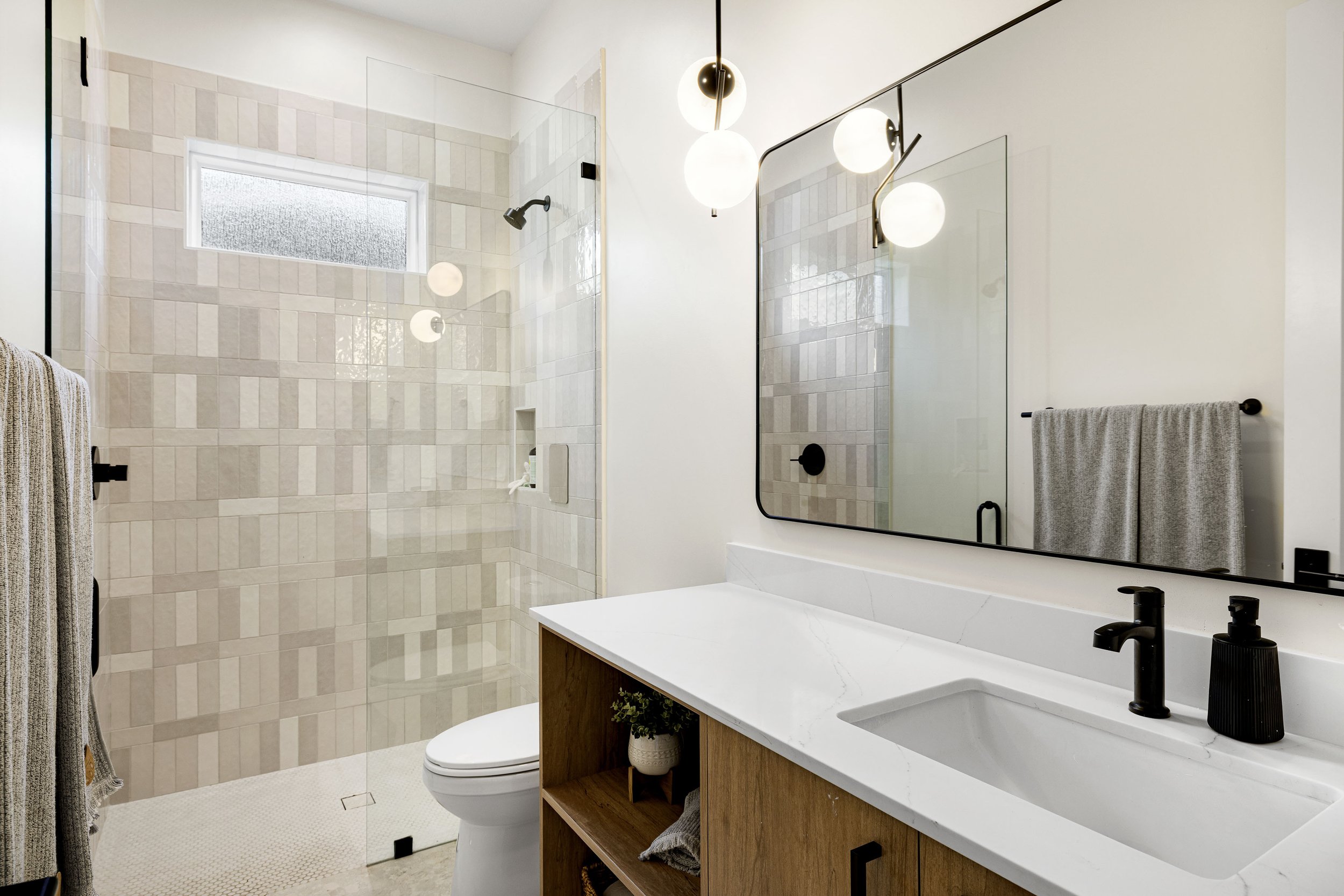 3721 E Piccadilly Rd-34.jpg