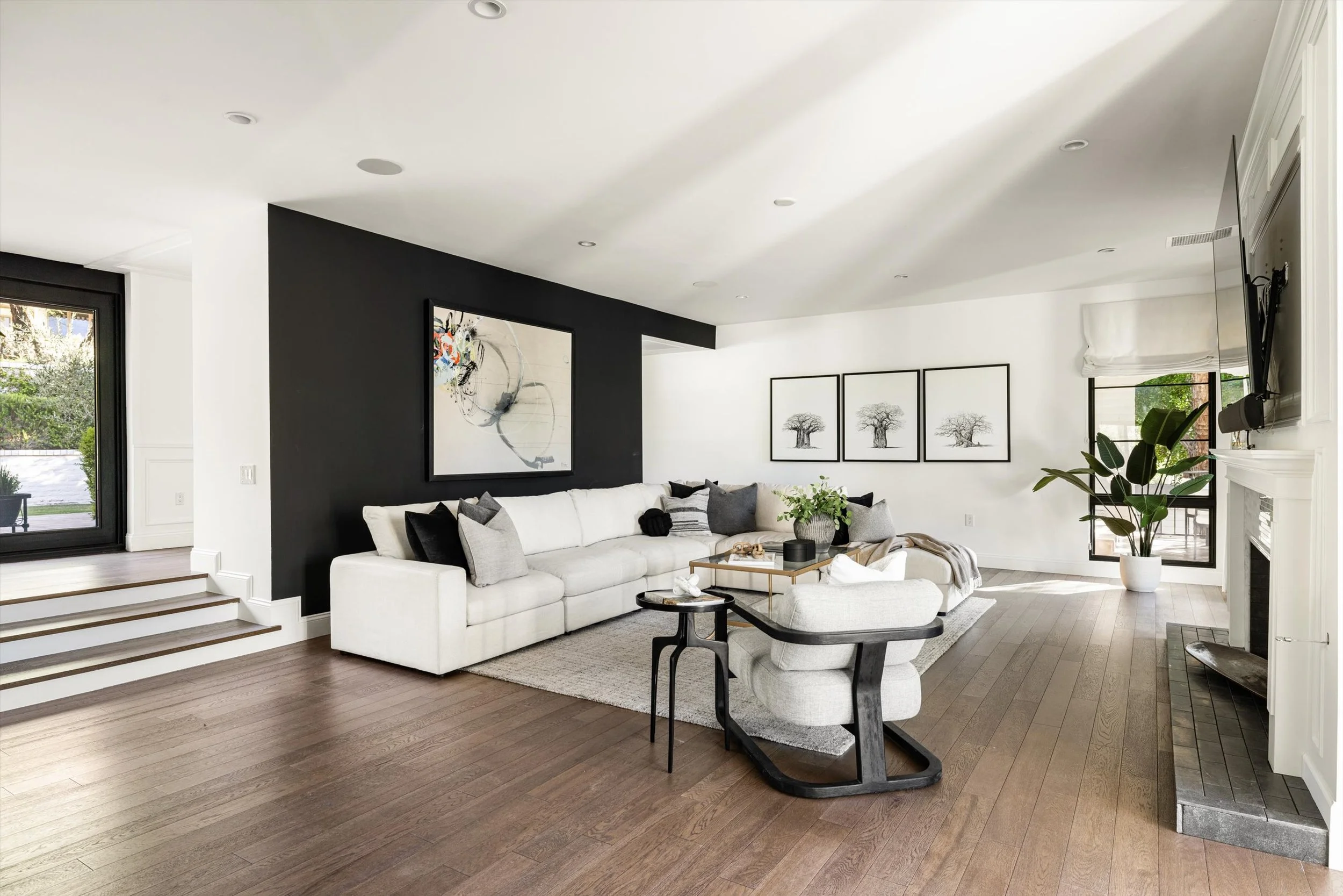 13-5328 N 46th_13.jpg