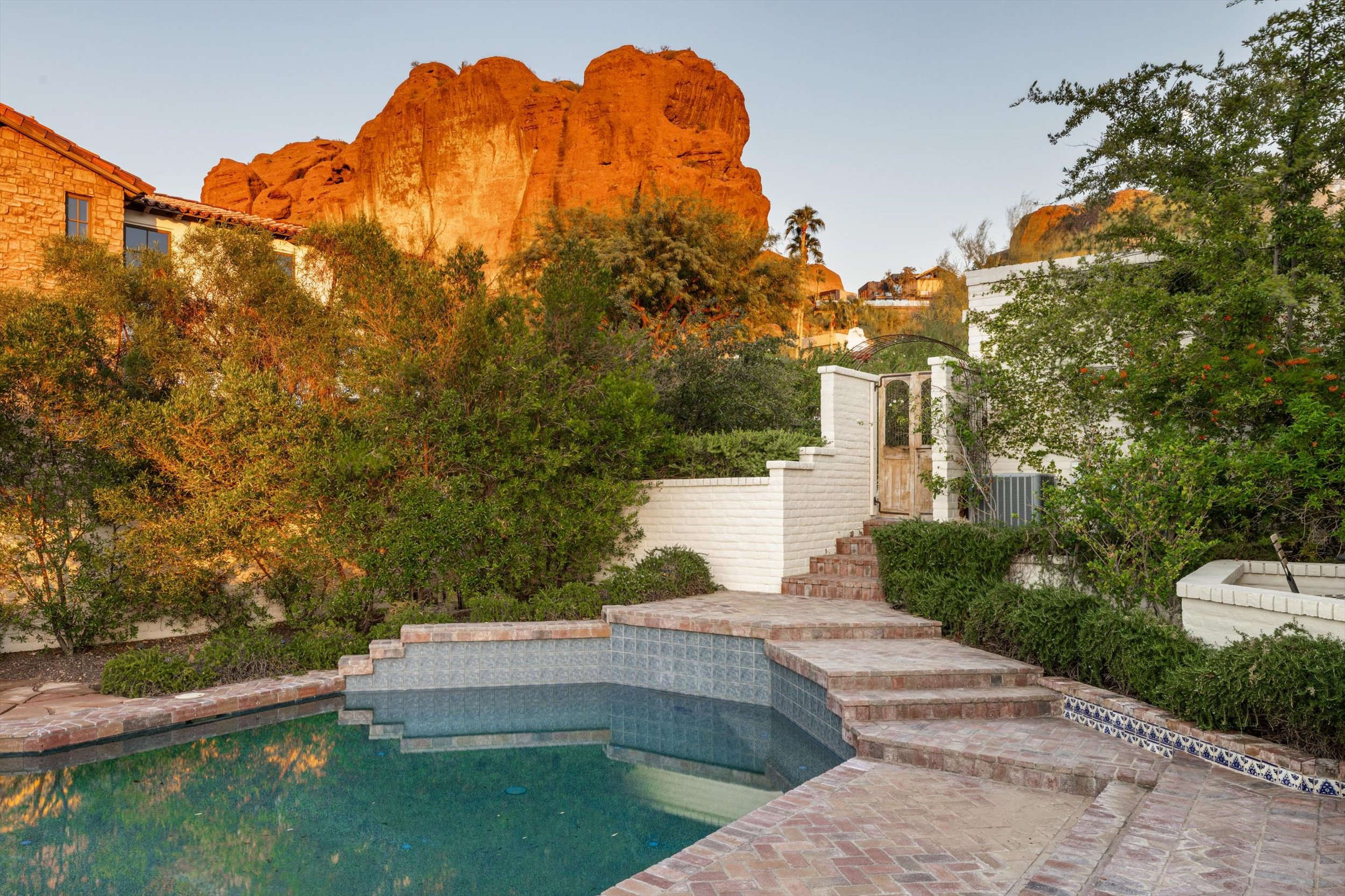 39-5328 N 46th_39.jpg