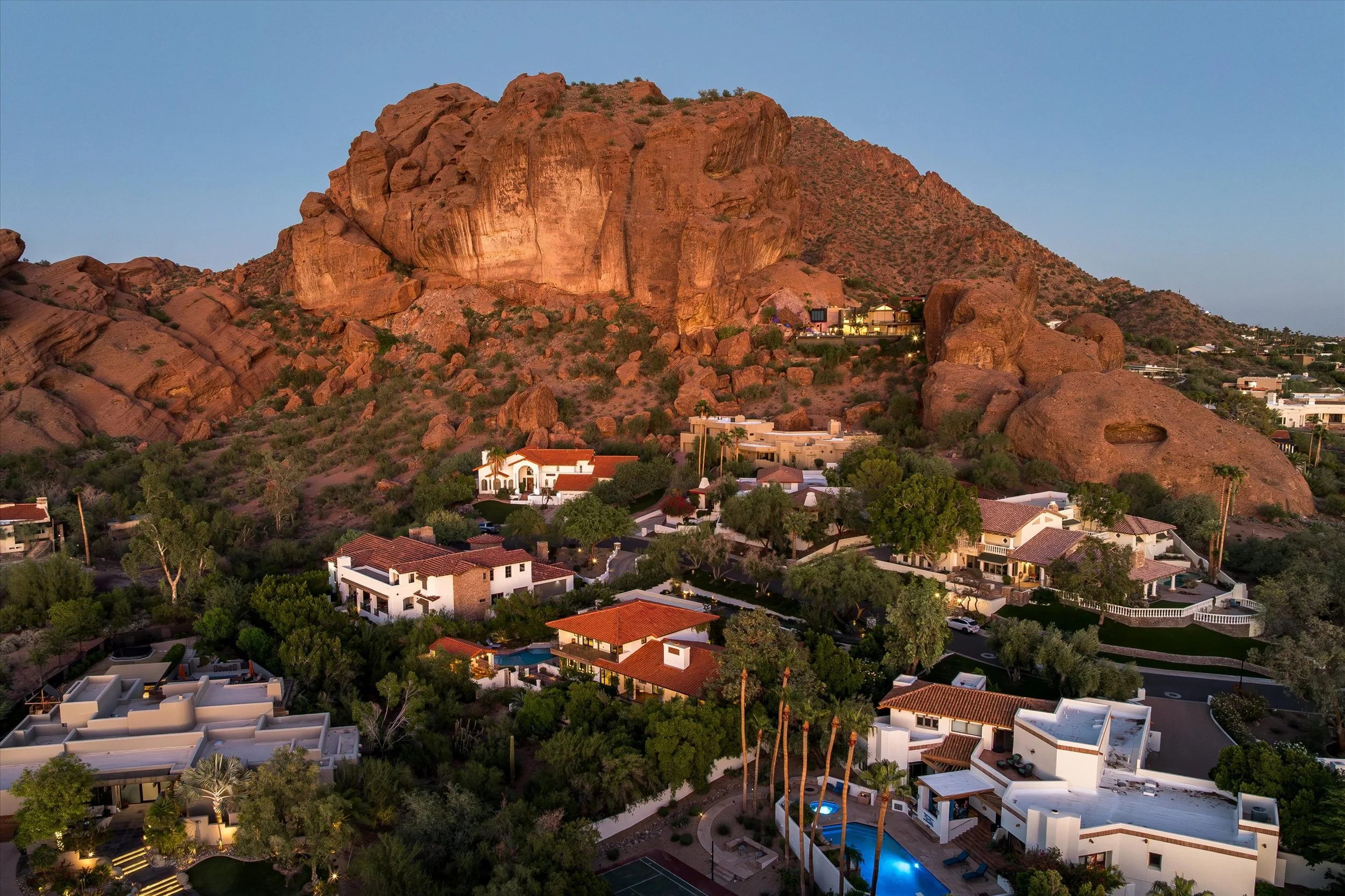 44-5328 N 46th_44.jpg