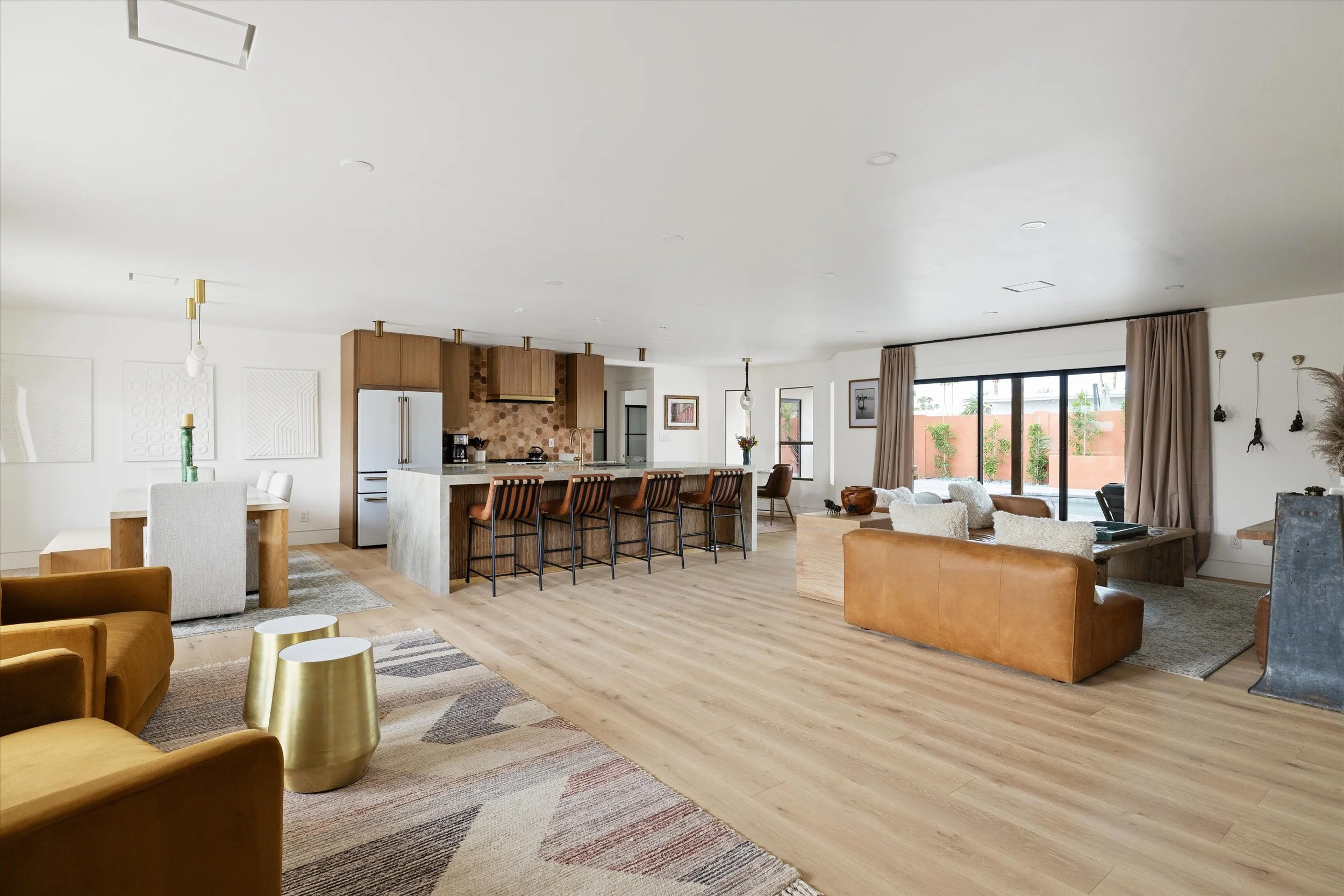 11-6912 E Ludlow_11.jpg