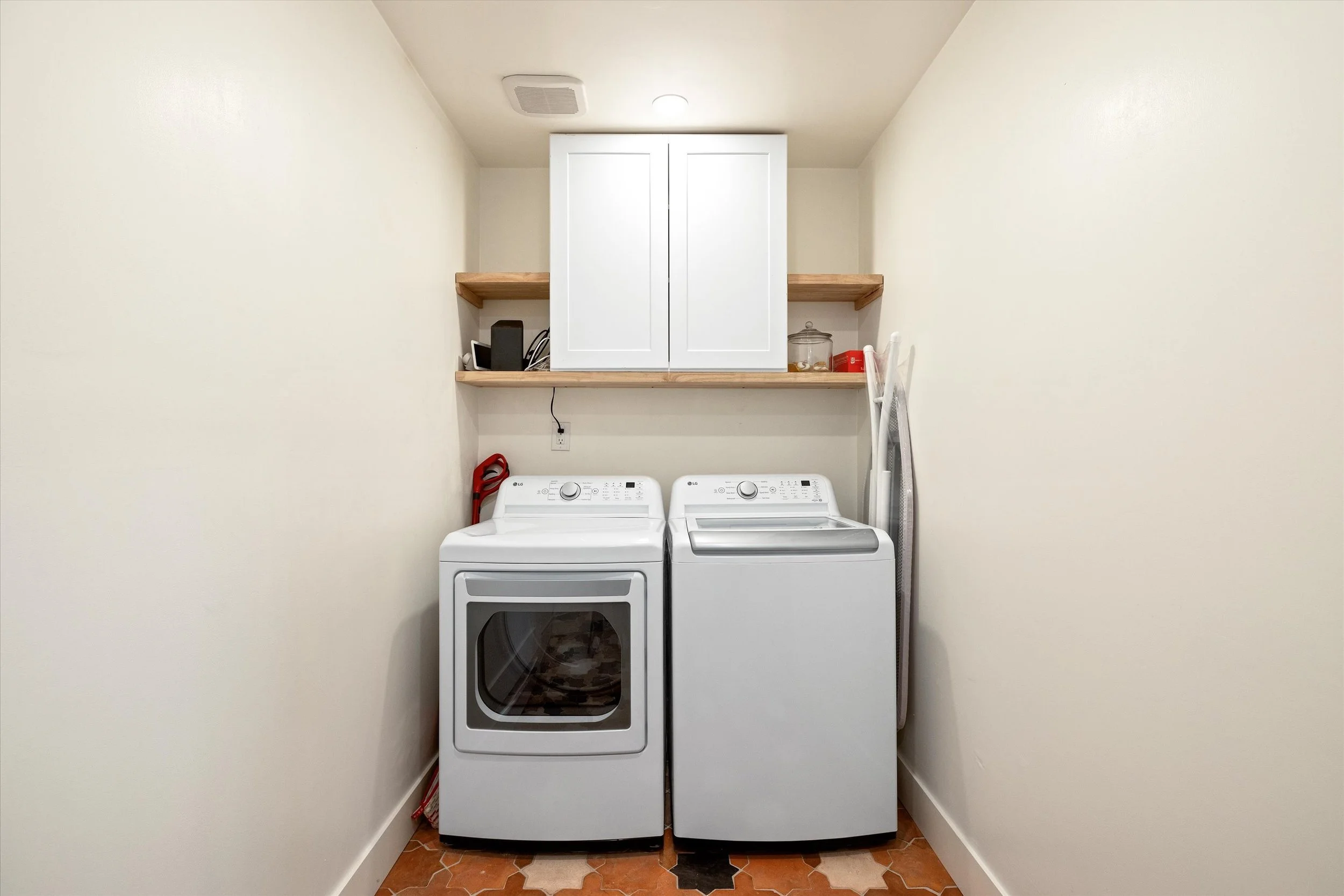 39-6912 E Ludlow_39.jpg