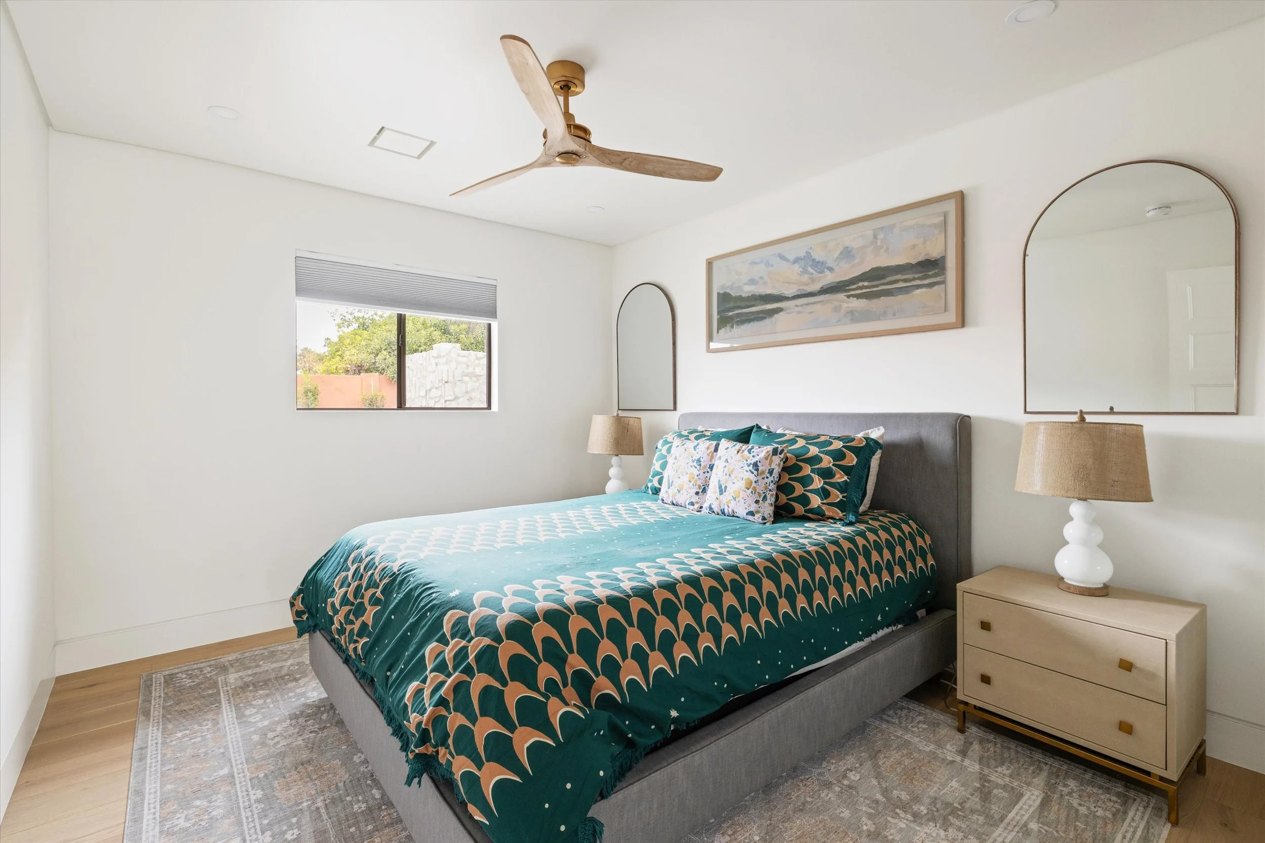 43-6912 E Ludlow_43.jpg