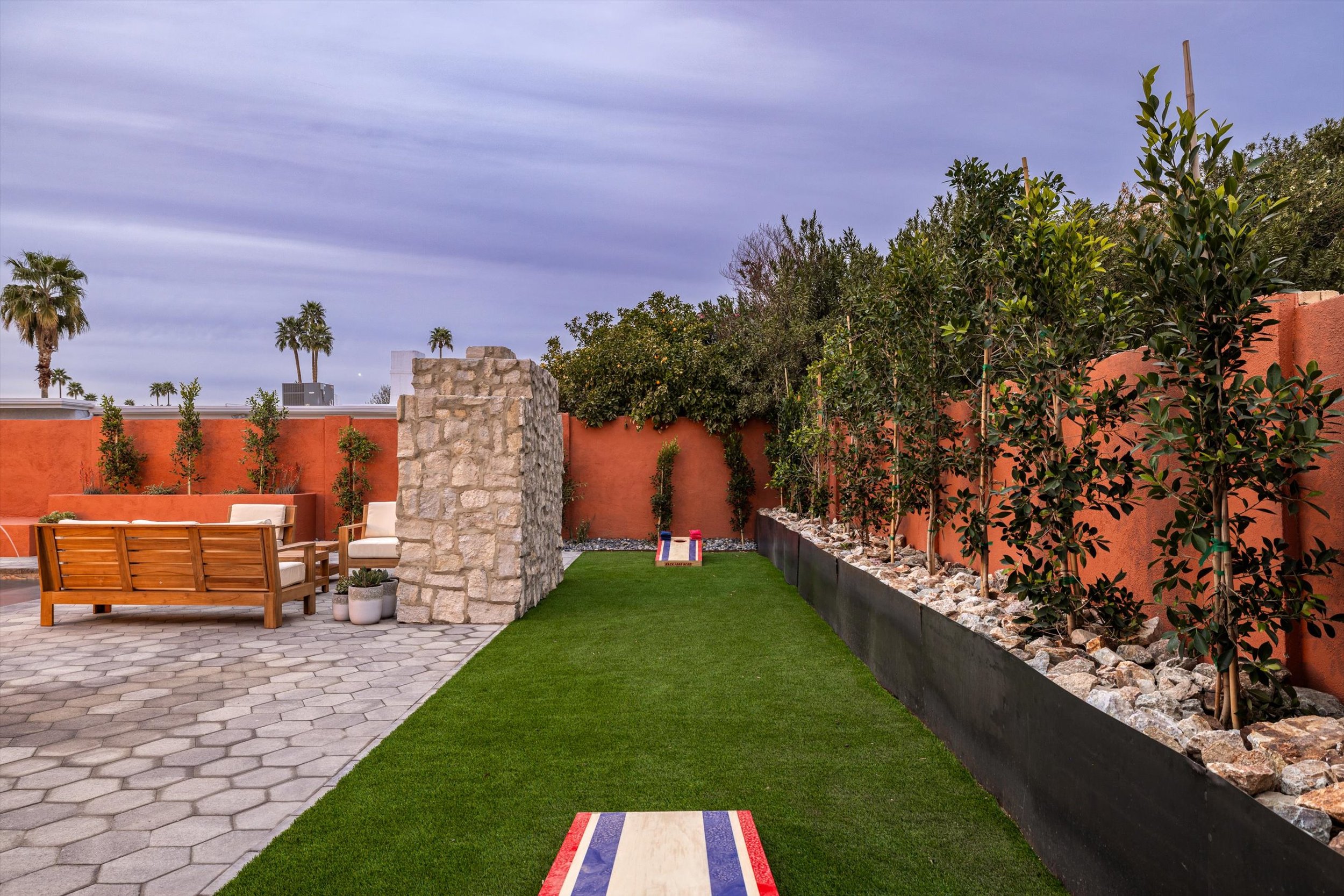 63-6912 E Ludlow_63.jpg