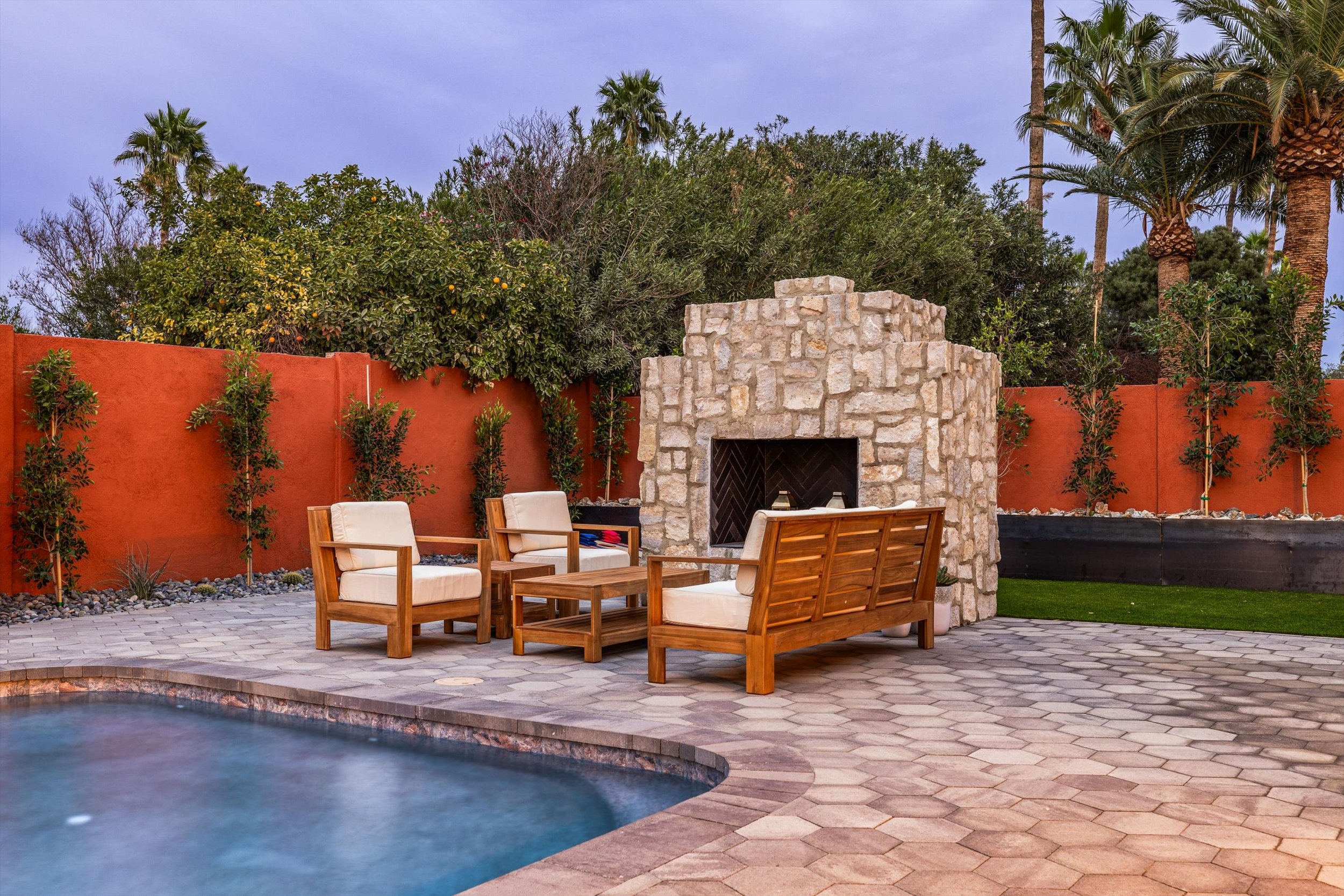 64-6912 E Ludlow_64.jpg