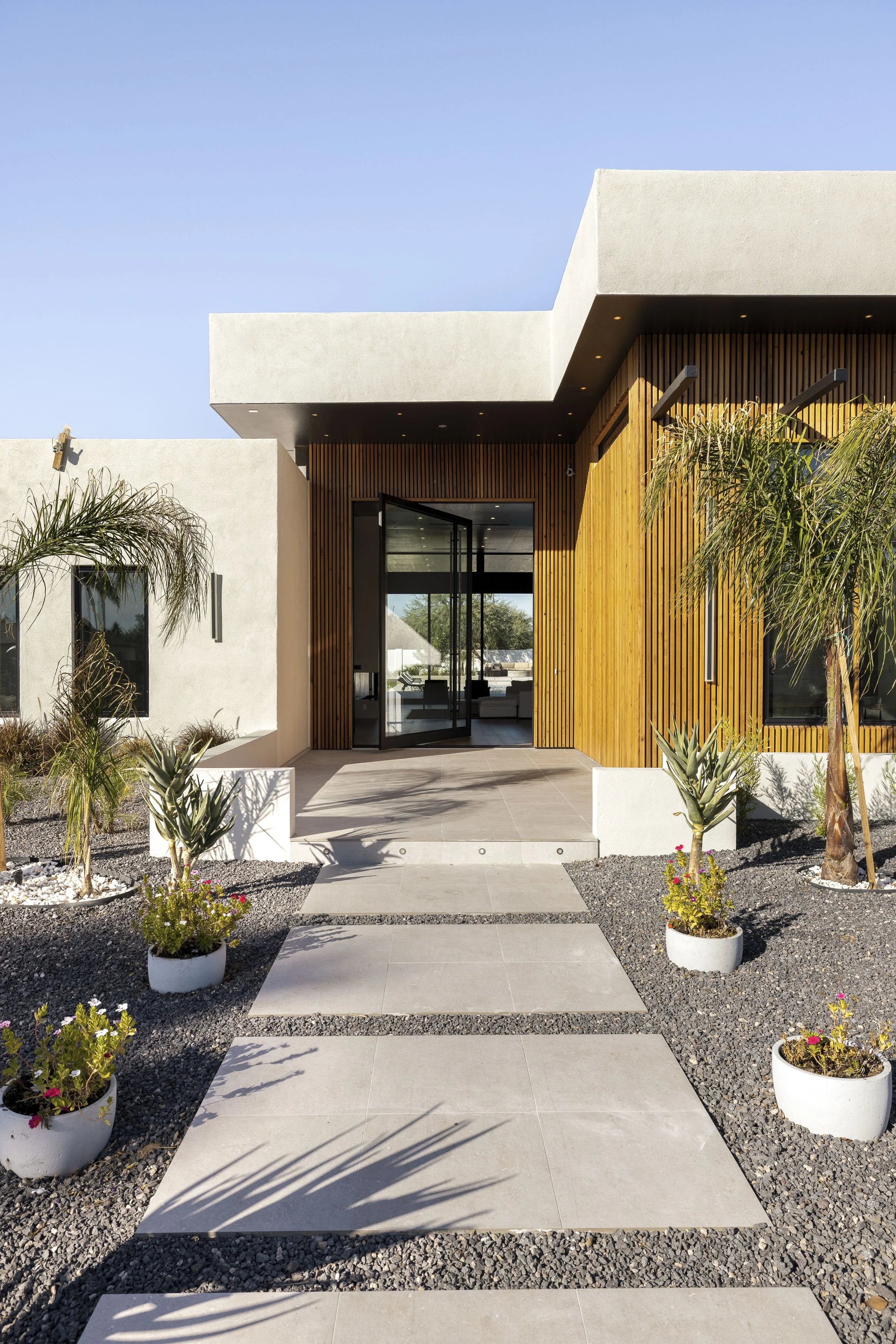 6026 E Pershing Ave-2.jpg