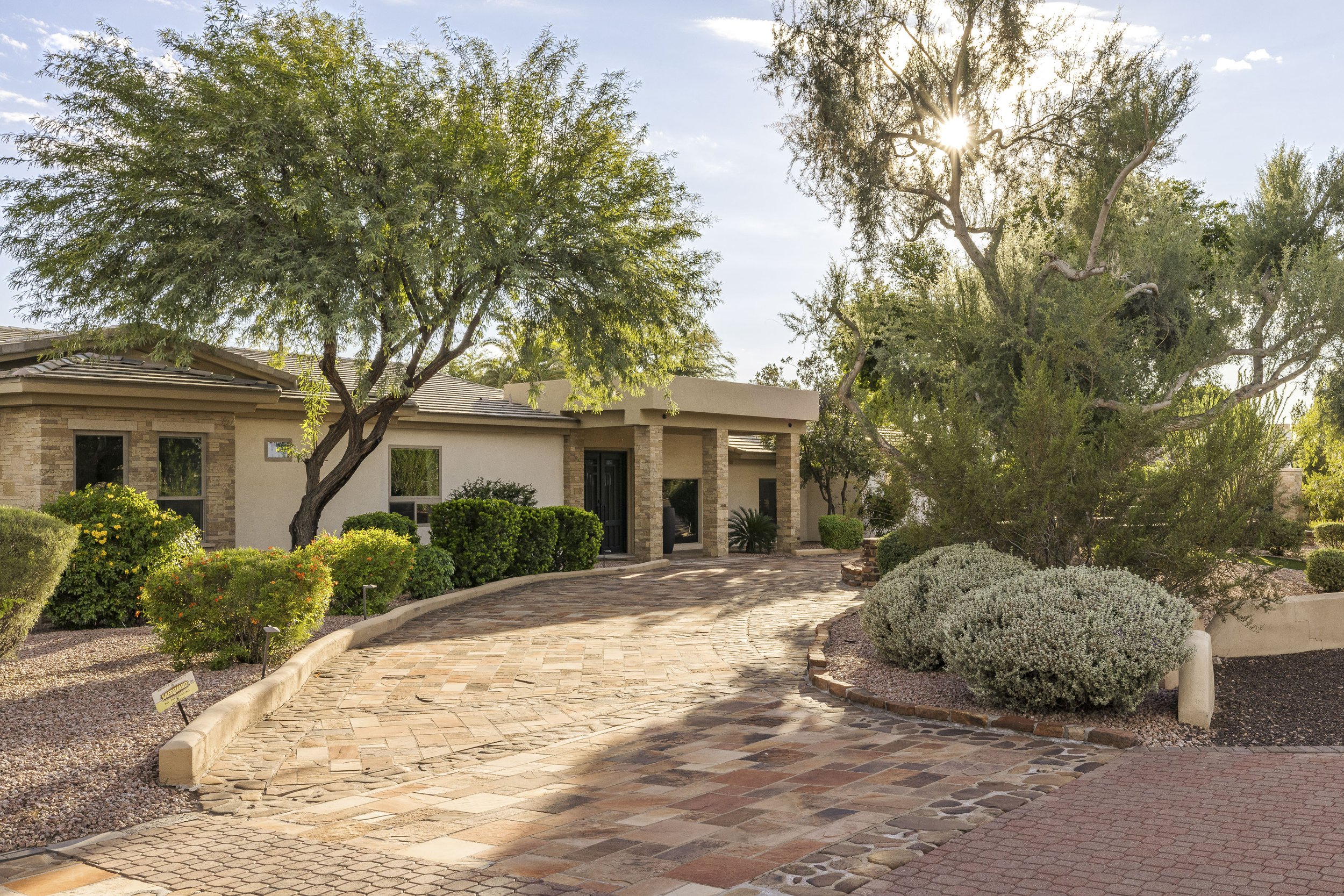 8139 E Desert Cove Ave-8.jpg