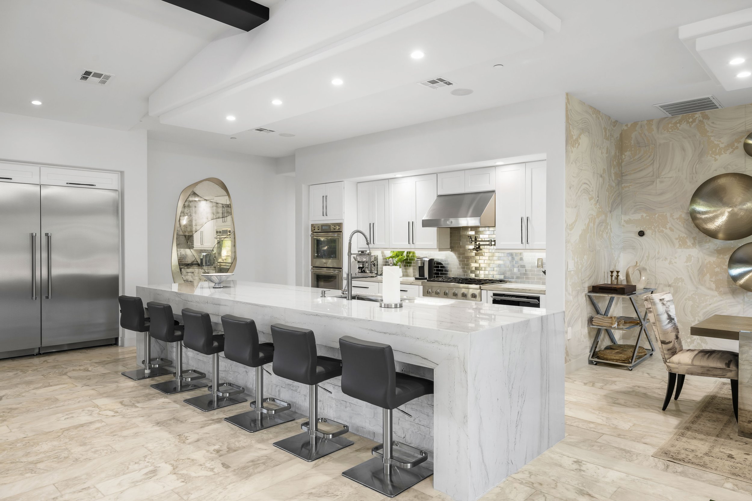 8139 E Desert Cove Ave-17.jpg