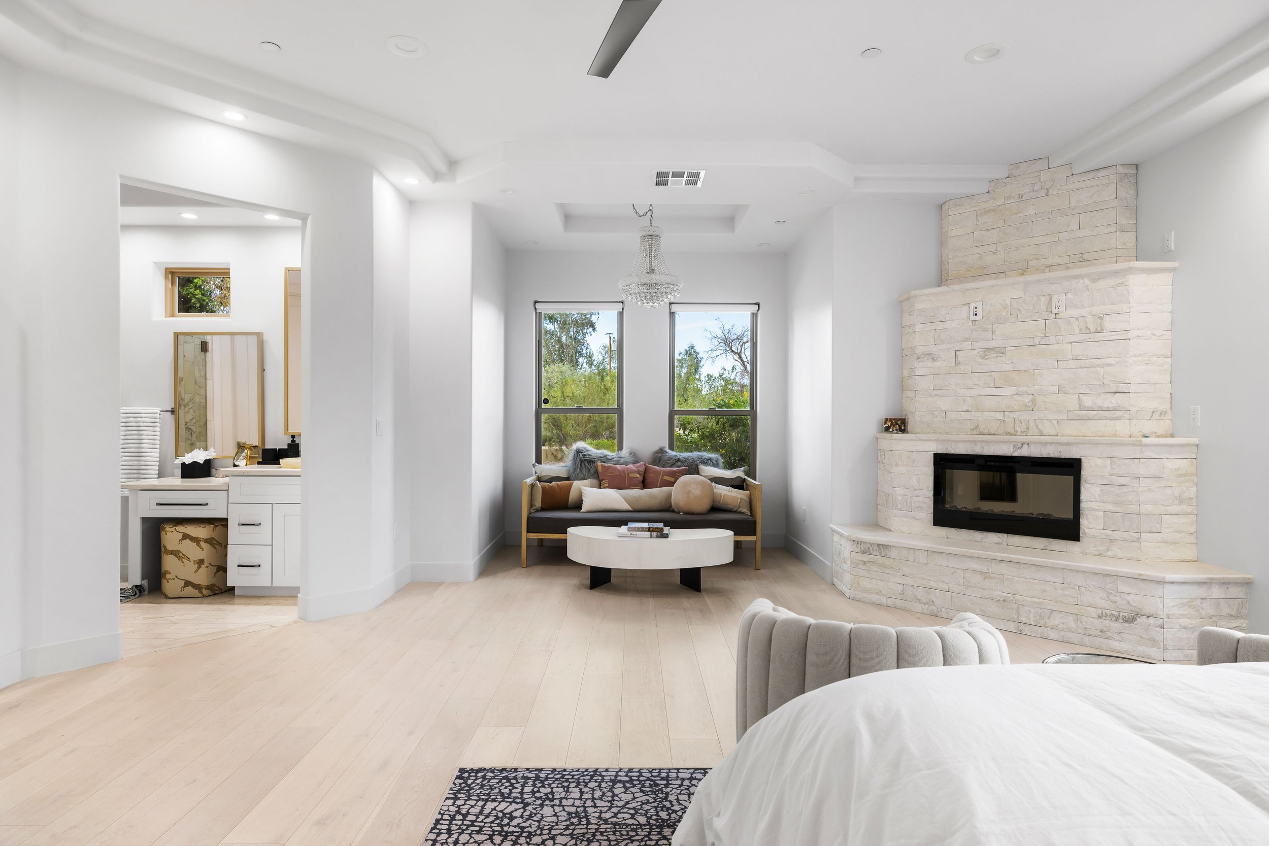 8139 E Desert Cove Ave-30.jpg