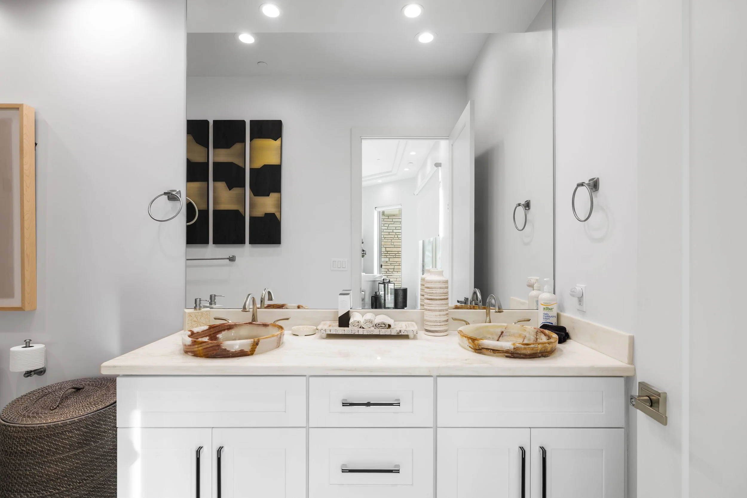 8139 E Desert Cove Ave-36.jpg