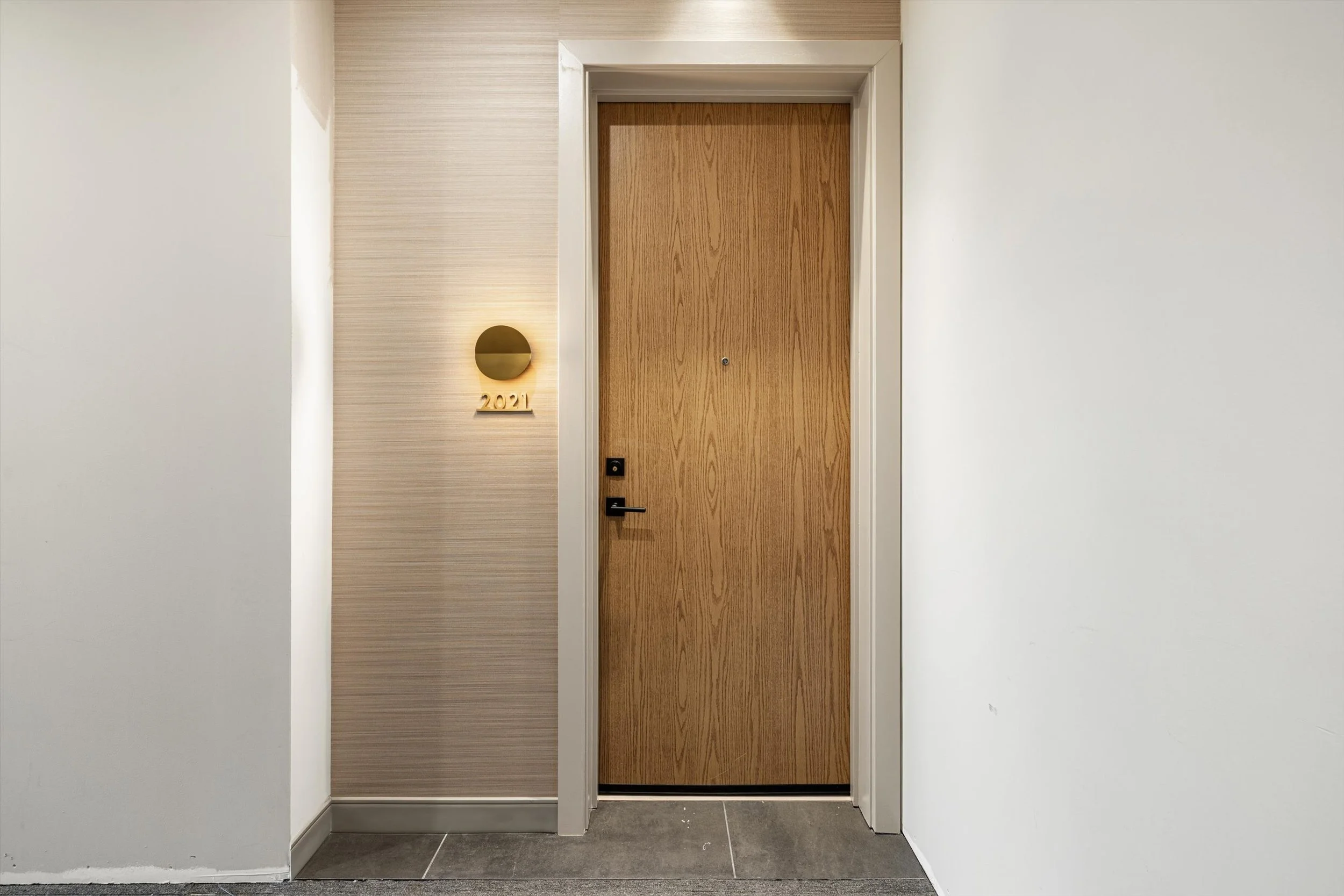 03-19355 N 73rd Way, H2021, Scottsdale, AZ, 85255_03.jpg