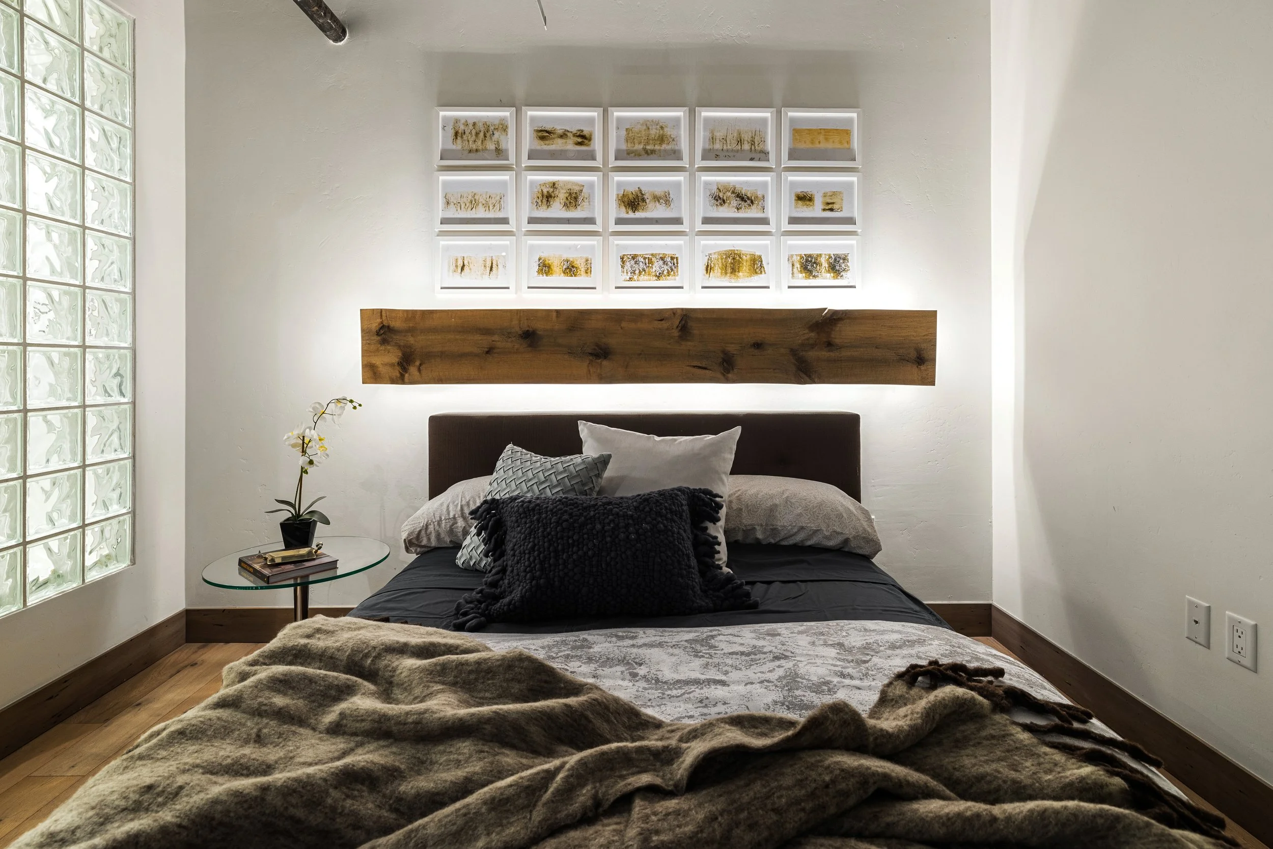 07-21 E Sixth St_07.jpg