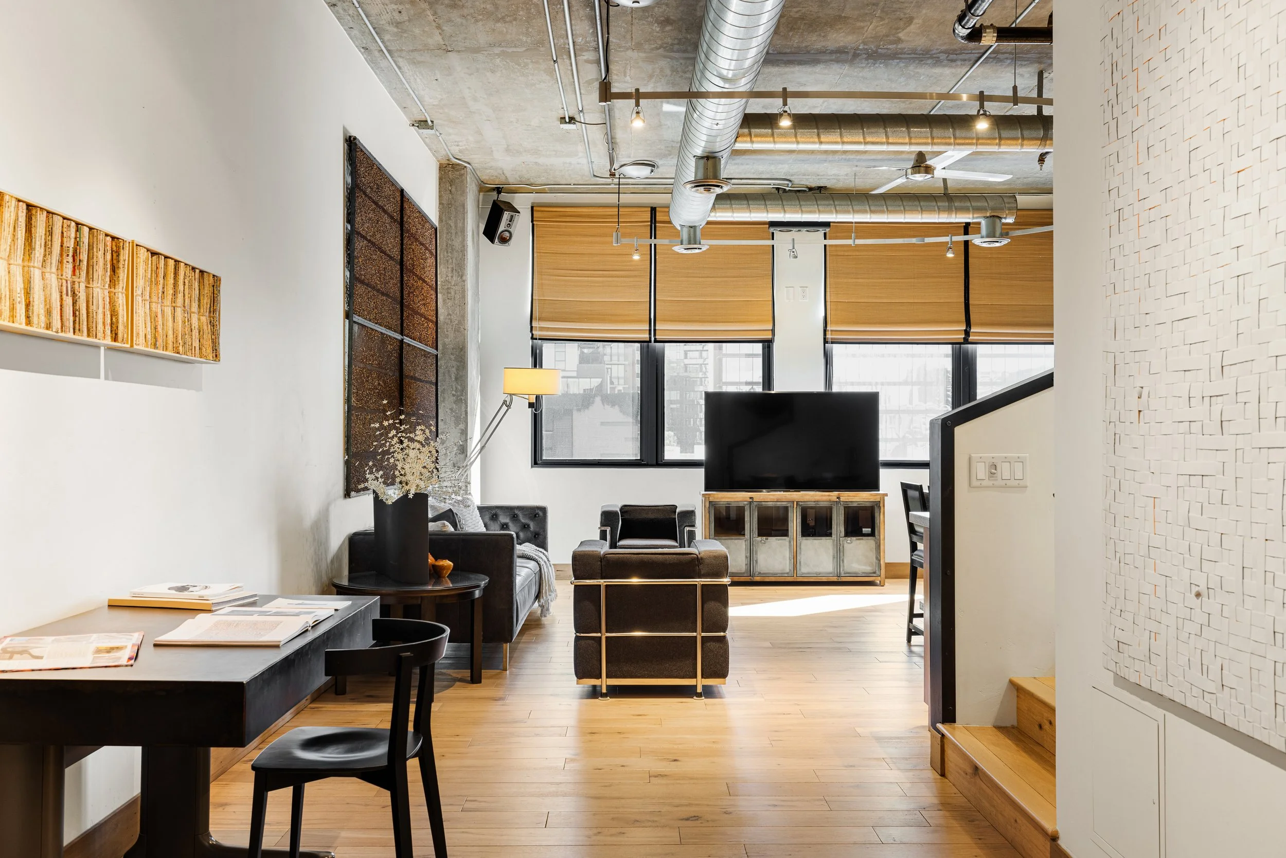 16-21 E Sixth St_16.jpg