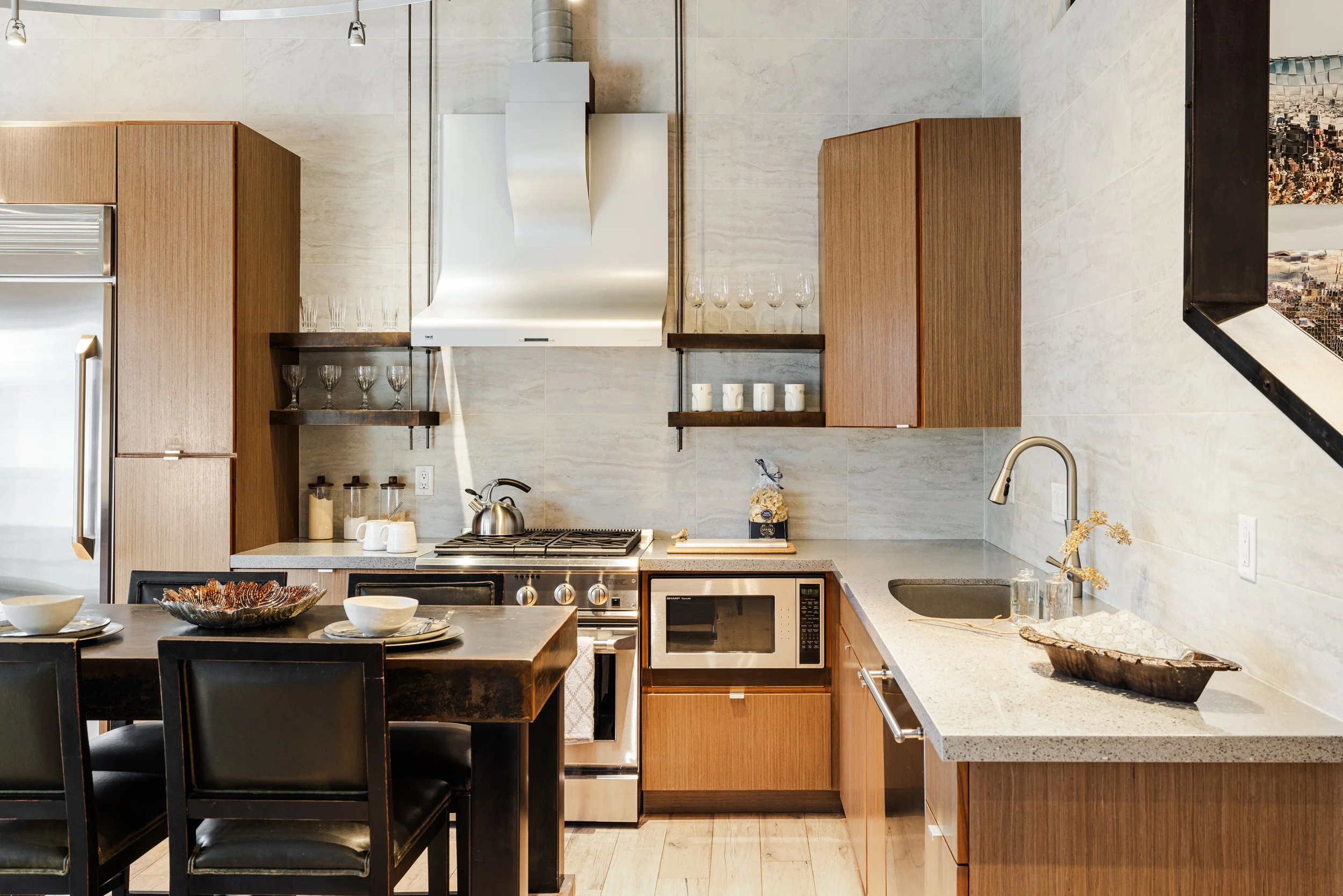 17-21 E Sixth St_17.jpg