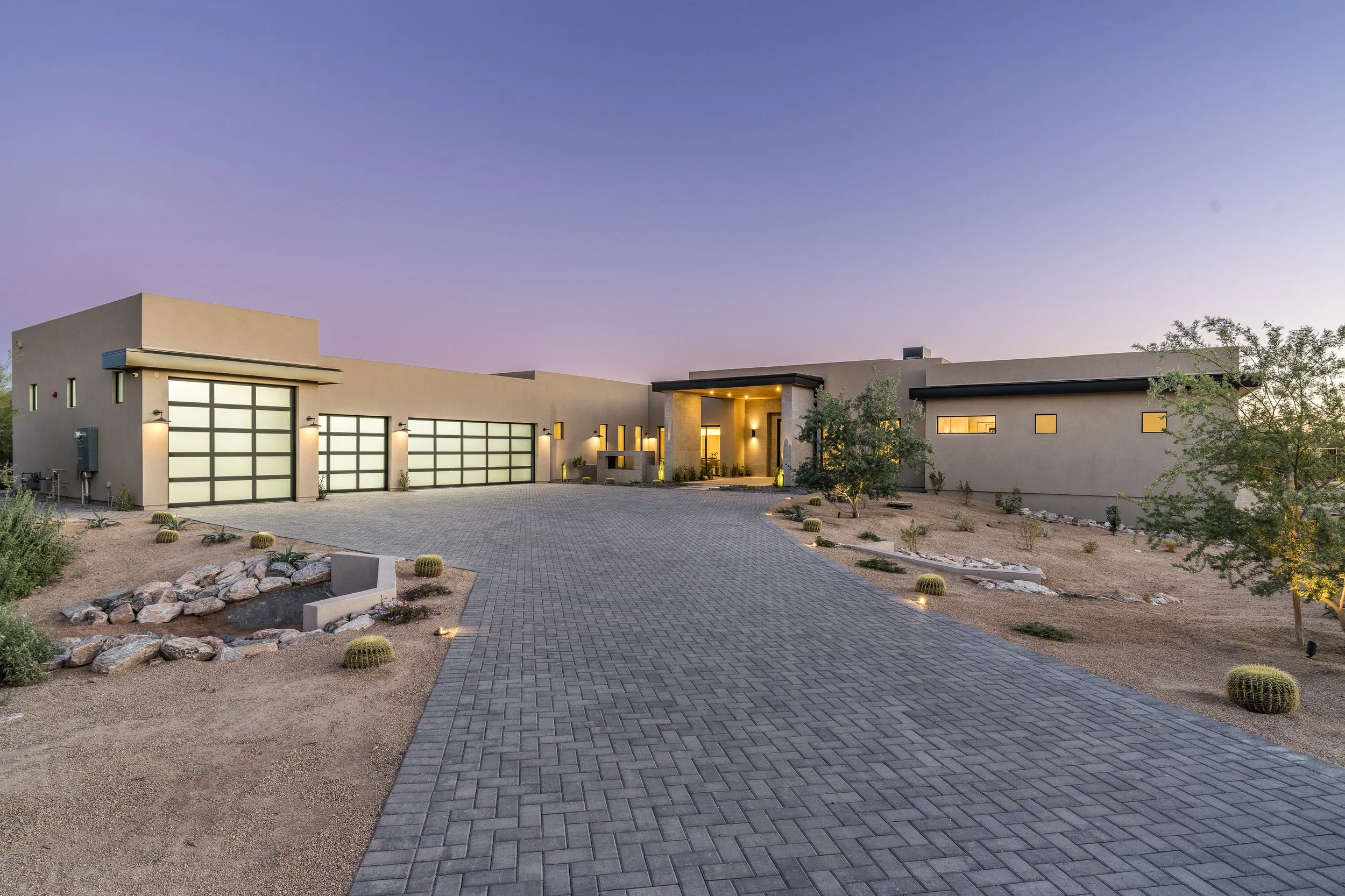 06-27159 N 67th St (6 of 79).jpg