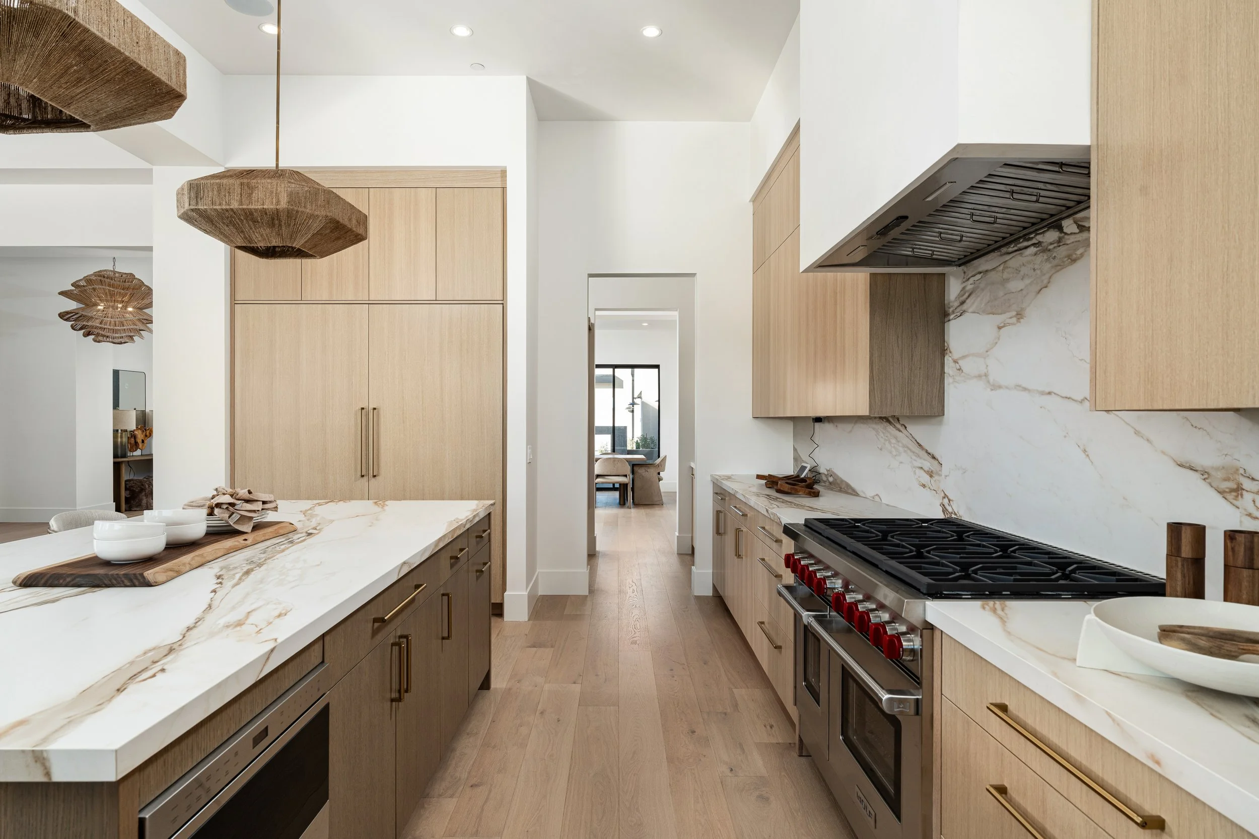 22-27159 N 67th St (24 of 79).jpg