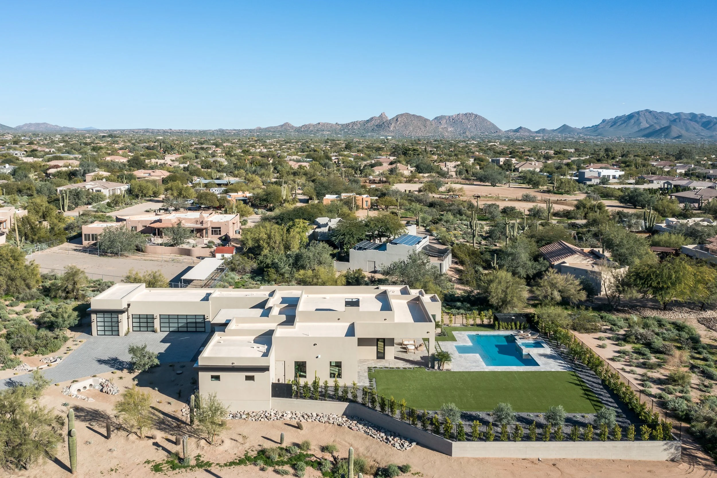 71-27159 N 67th St (73 of 79).jpg