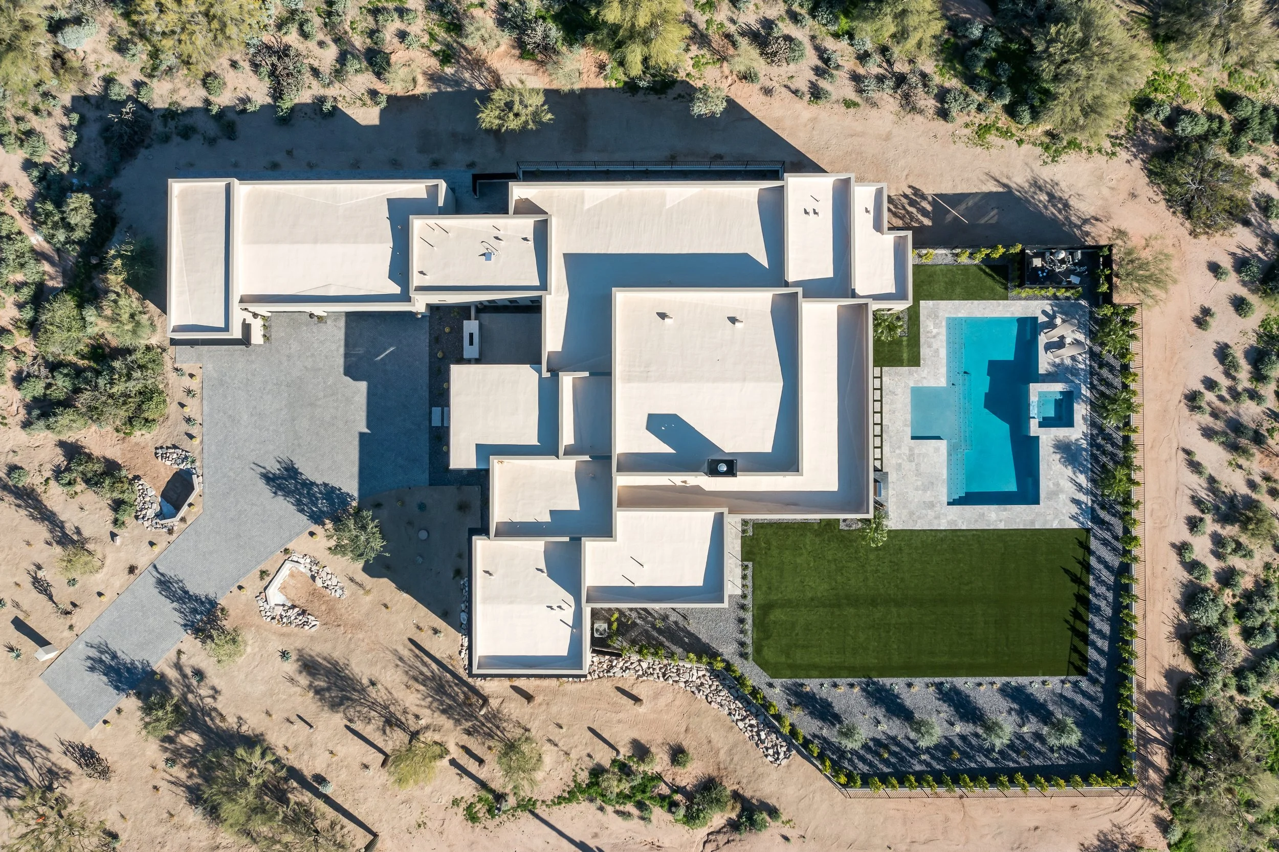 76-27159 N 67th St (78 of 79).jpg